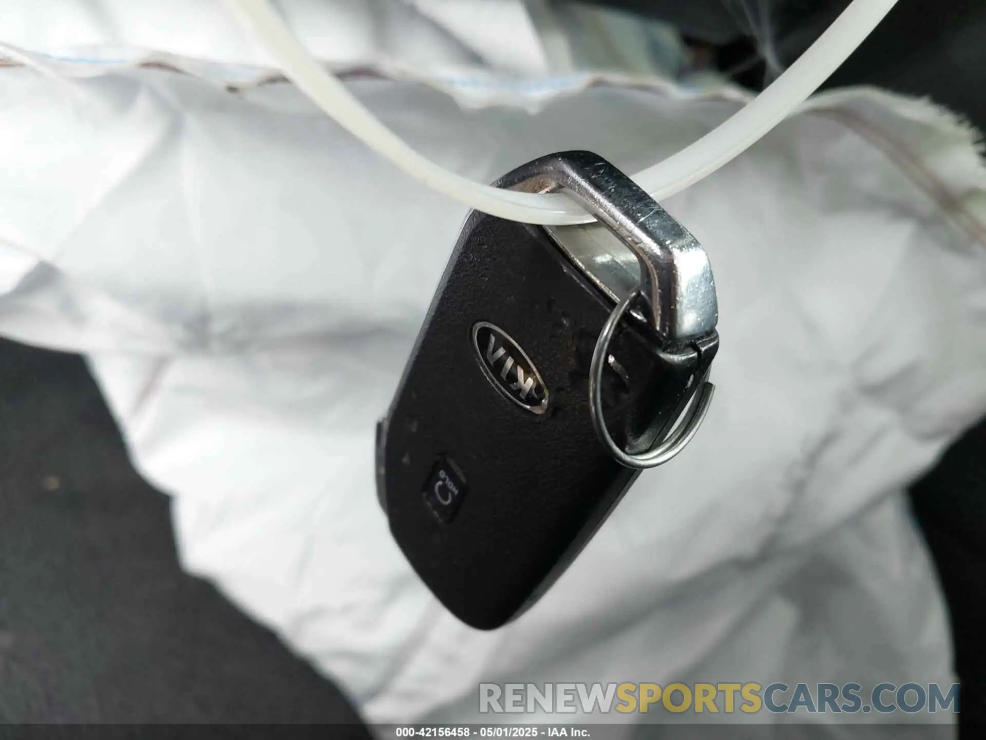 11 Photograph of a damaged car 5XYRLDLC9MG038208 KIA SORENTO 2021