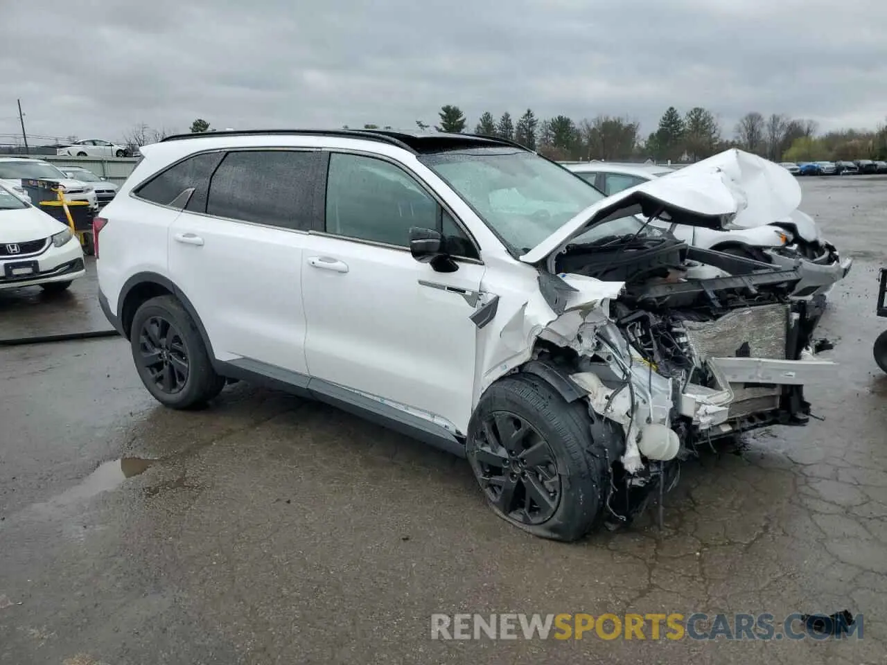 4 Photograph of a damaged car 5XYRLDLCXMG031560 KIA SORENTO 2021