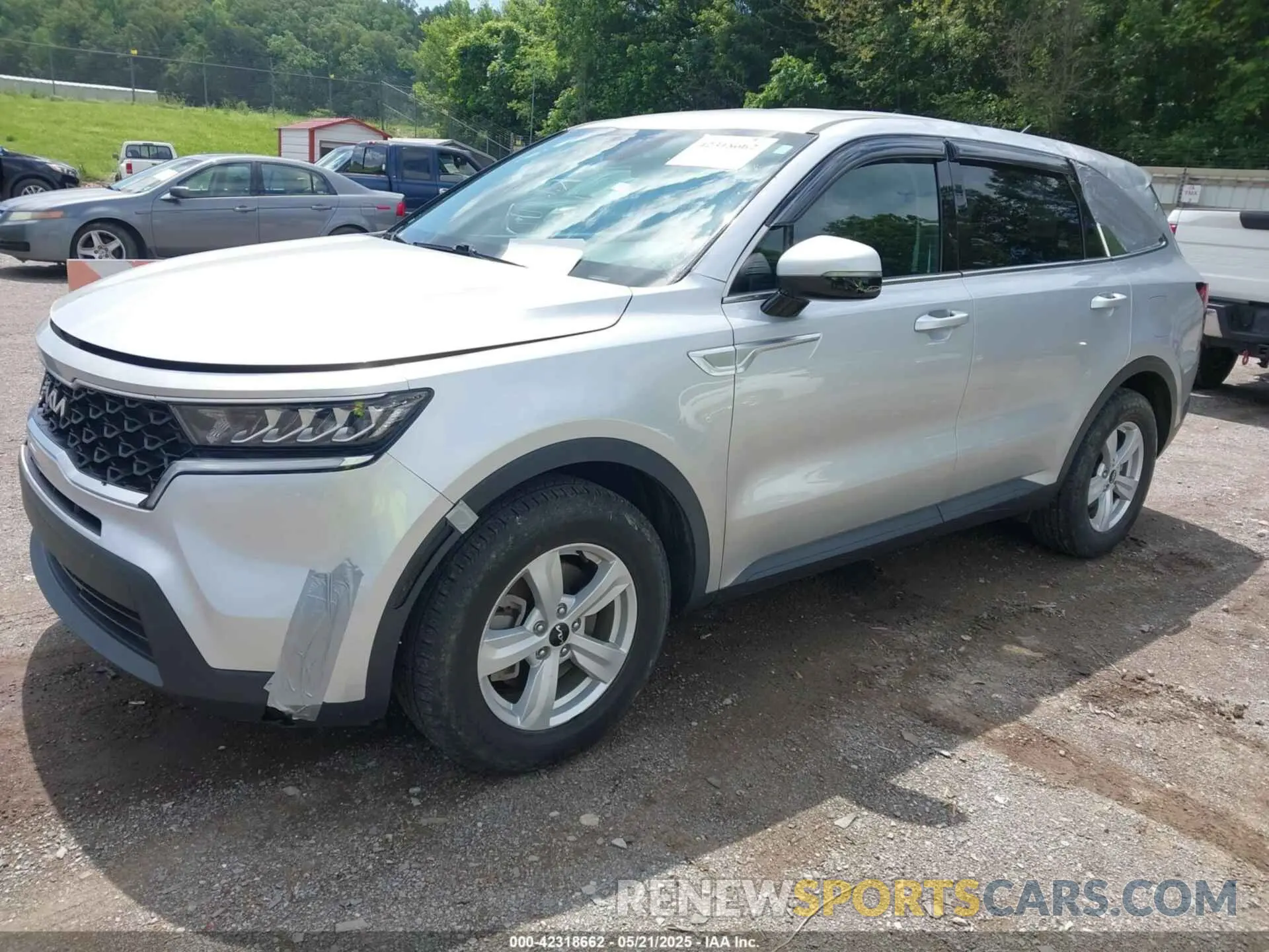 2 Photograph of a damaged car 5XYRG4LC0NG105980 KIA SORENTO 2022