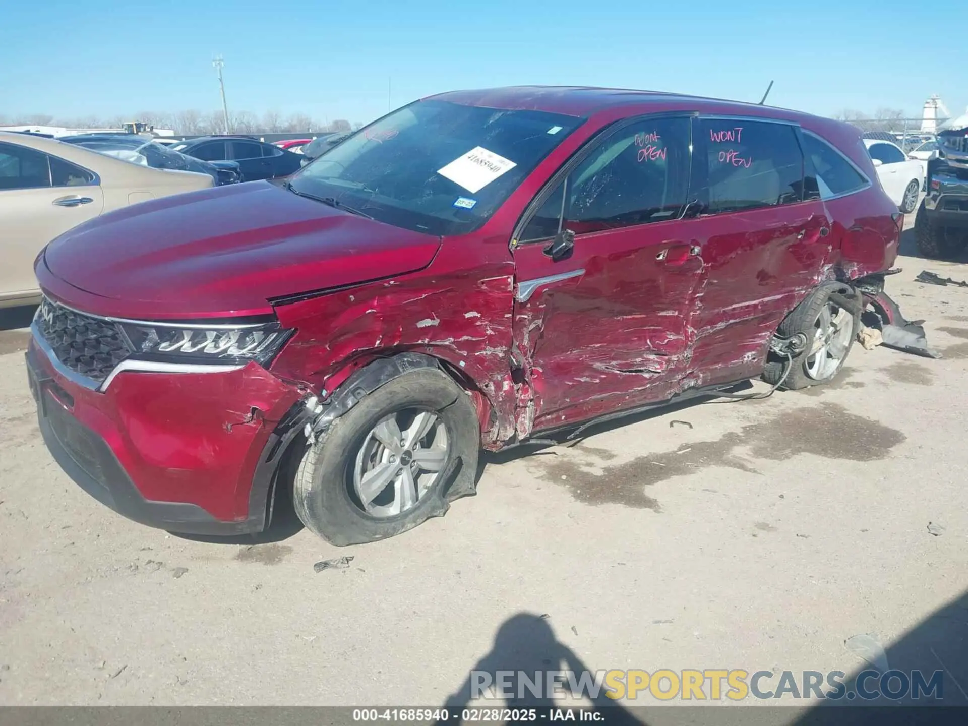 2 Photograph of a damaged car 5XYRG4LC1NG112128 KIA SORENTO 2022