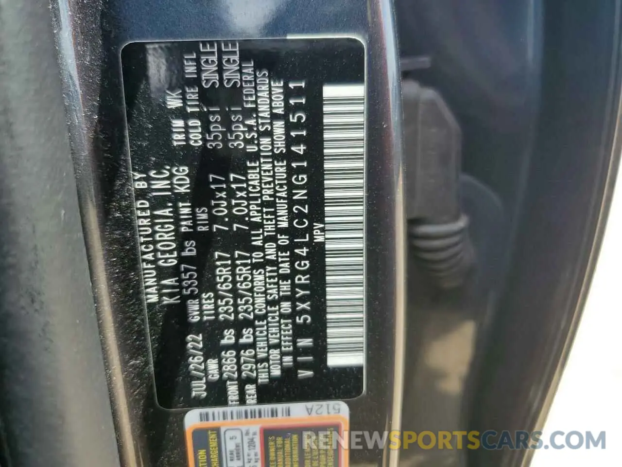 13 Photograph of a damaged car 5XYRG4LC2NG141511 KIA SORENTO 2022
