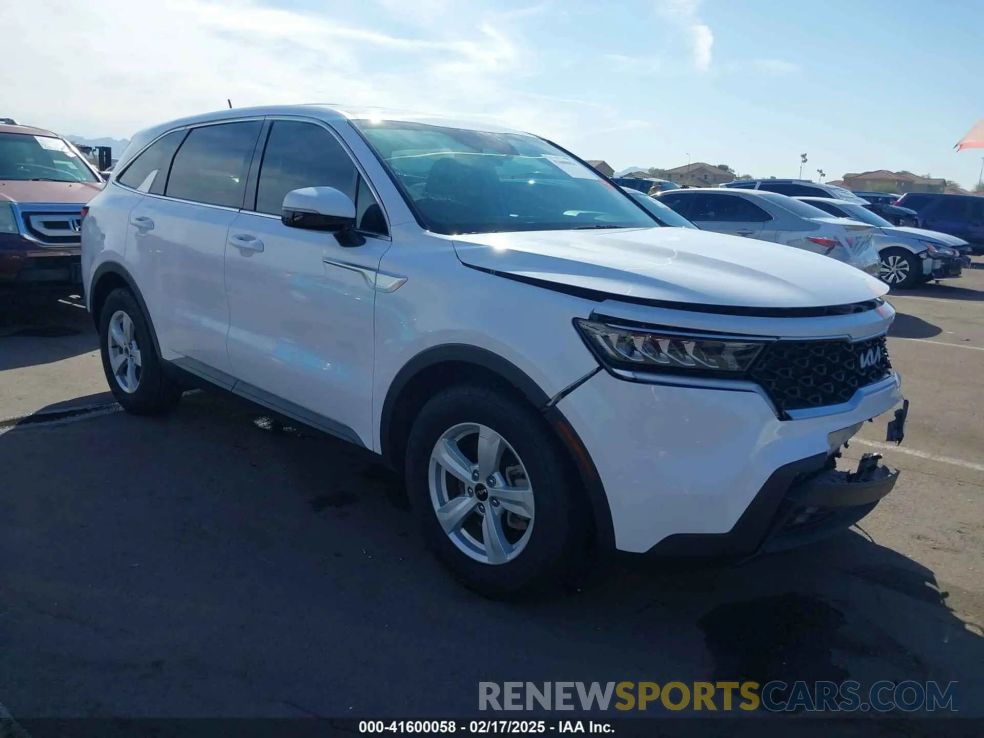 1 Photograph of a damaged car 5XYRG4LC5NG110057 KIA SORENTO 2022