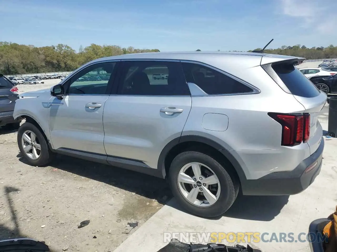 2 Photograph of a damaged car 5XYRG4LC7NG124249 KIA SORENTO 2022