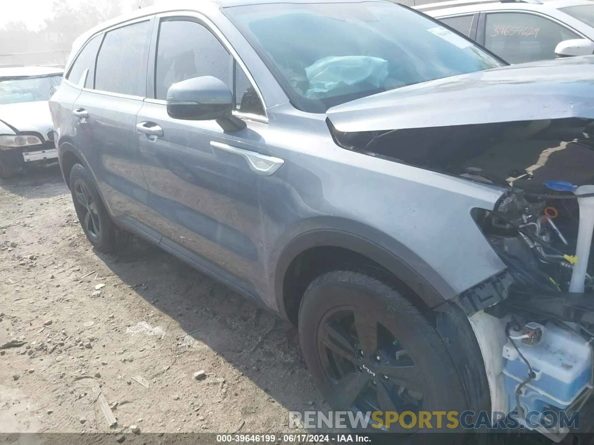 14 Photograph of a damaged car 5XYRG4LC8NG079483 KIA SORENTO 2022