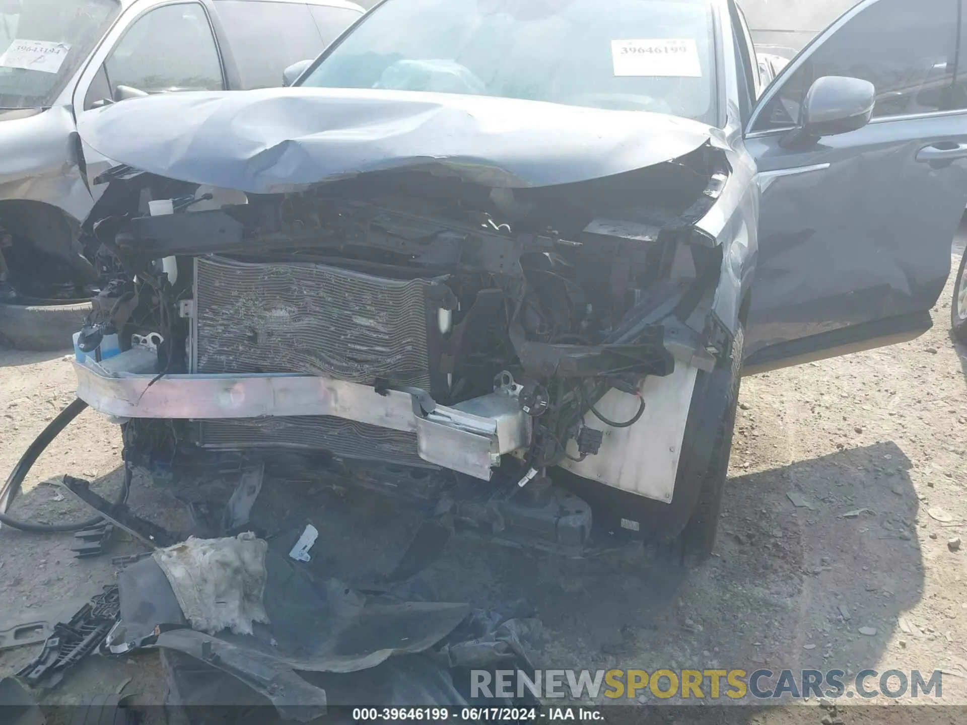 6 Photograph of a damaged car 5XYRG4LC8NG079483 KIA SORENTO 2022
