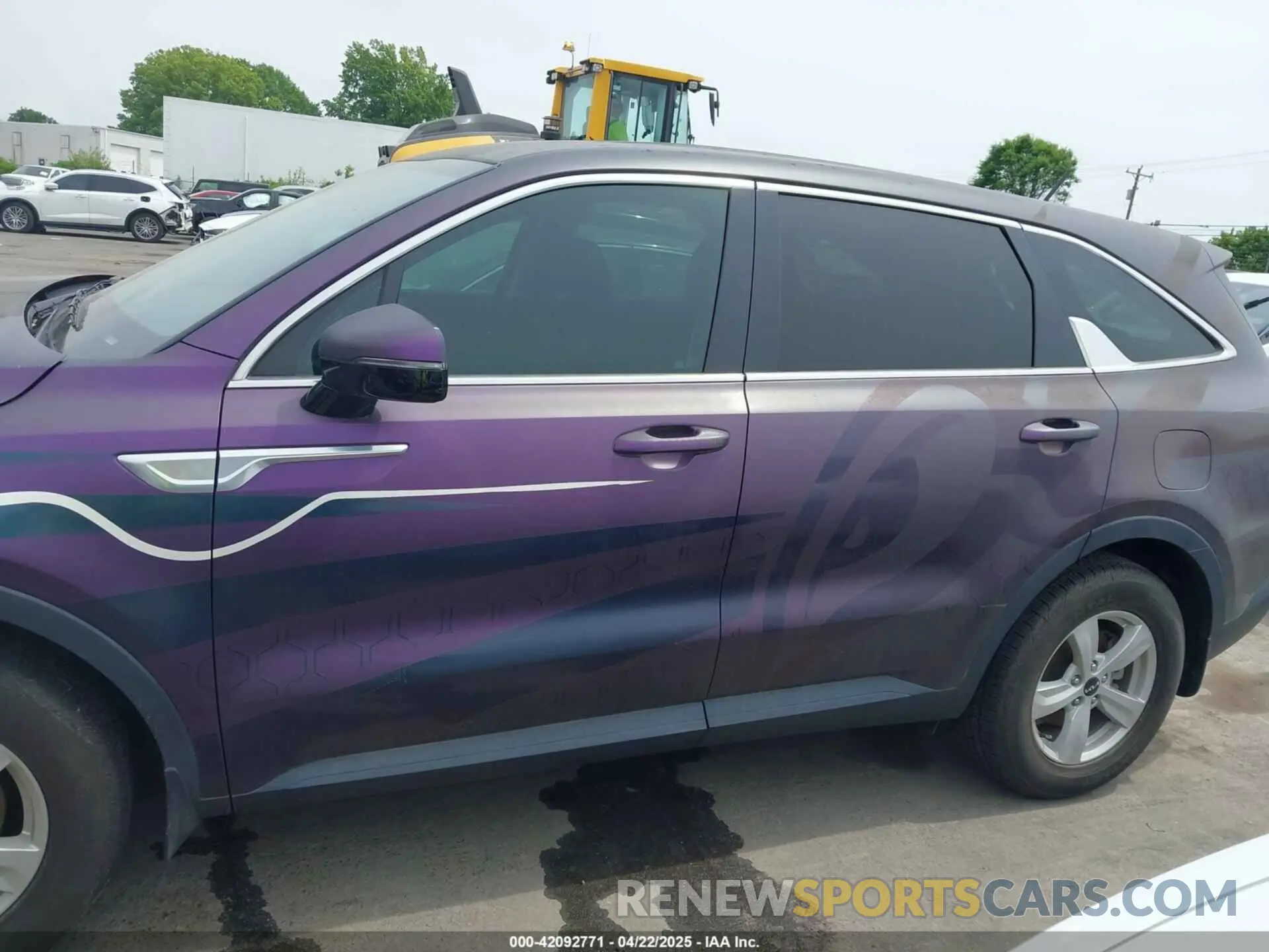 14 Photograph of a damaged car 5XYRG4LC9NG091772 KIA SORENTO 2022