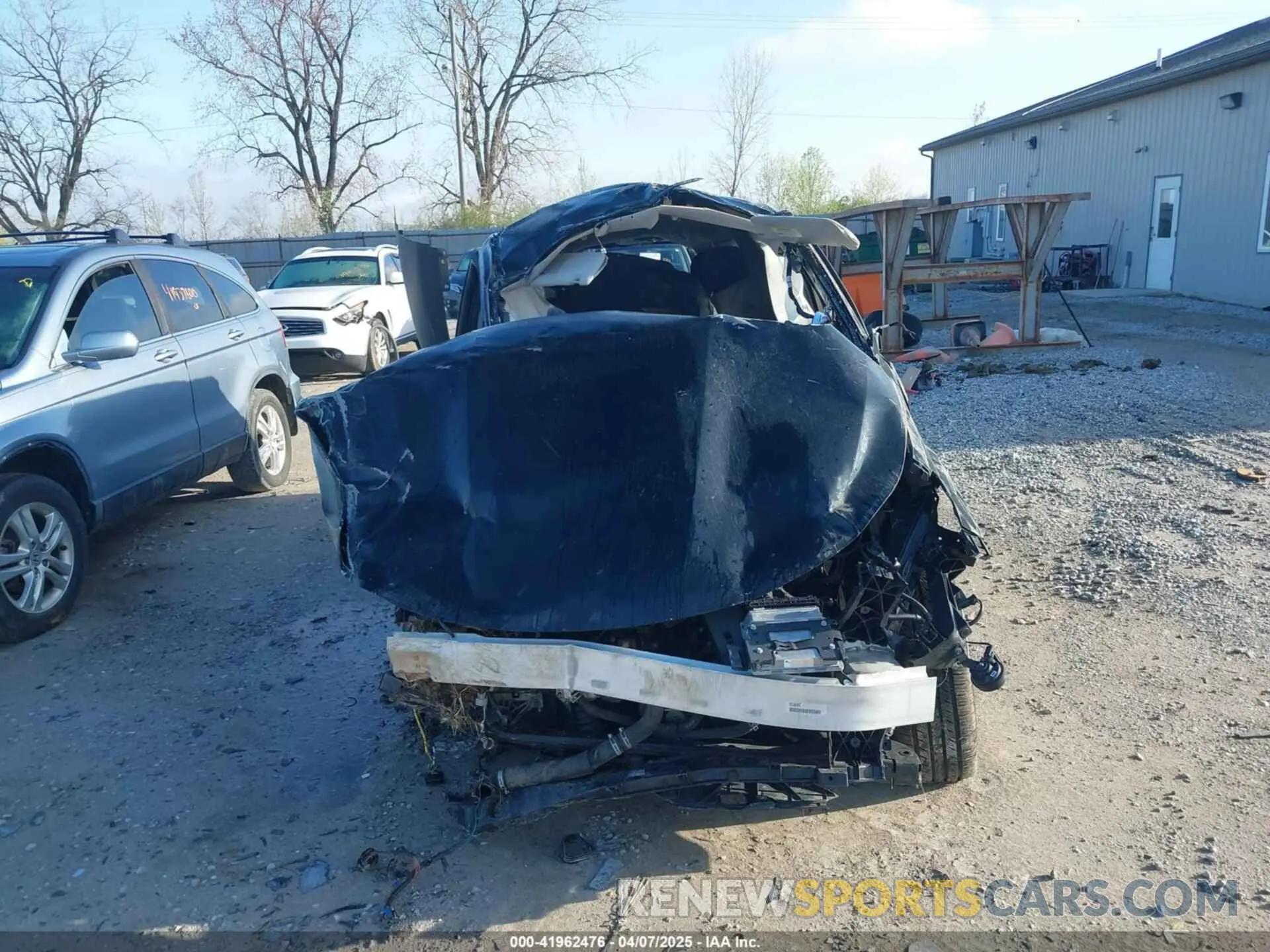 11 Photograph of a damaged car 5XYRG4LC9NG092761 KIA SORENTO 2022