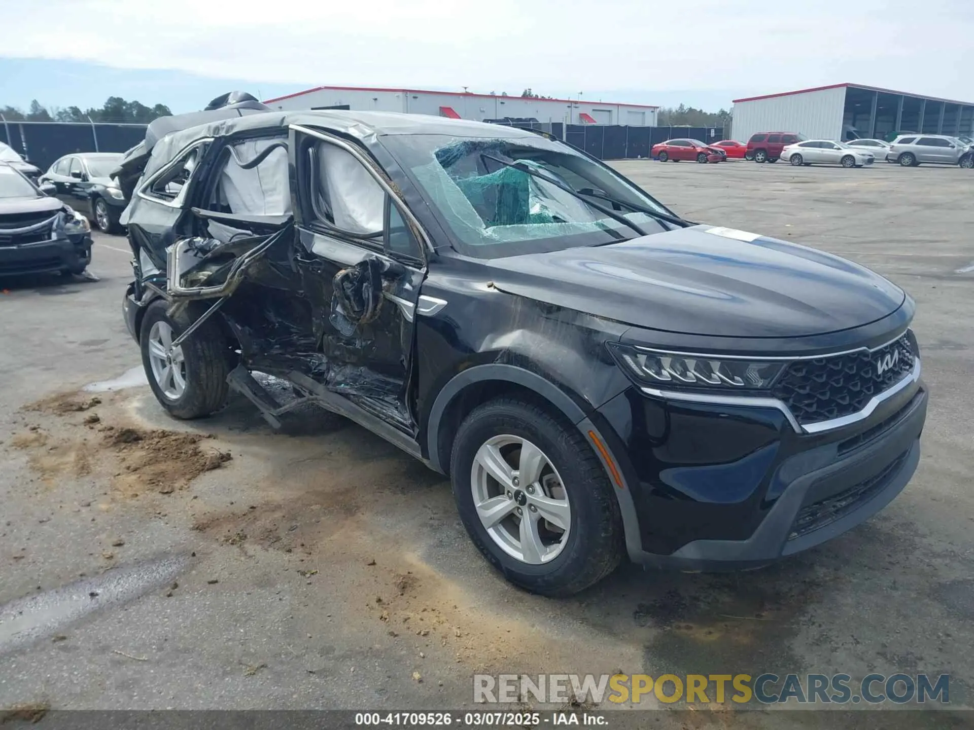 1 Photograph of a damaged car 5XYRG4LC9NG102169 KIA SORENTO 2022