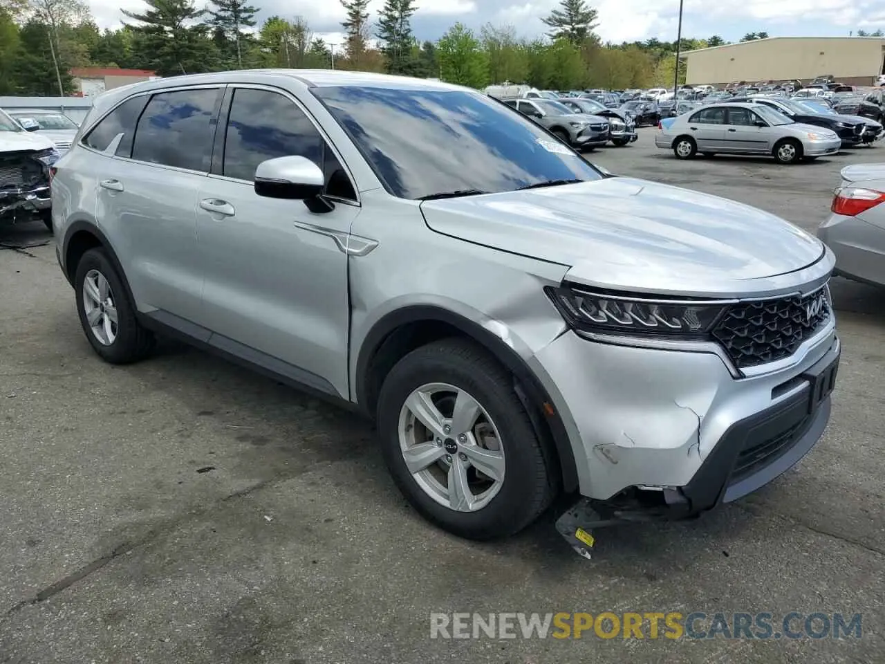 4 Photograph of a damaged car 5XYRGDLC1NG091524 KIA SORENTO 2022