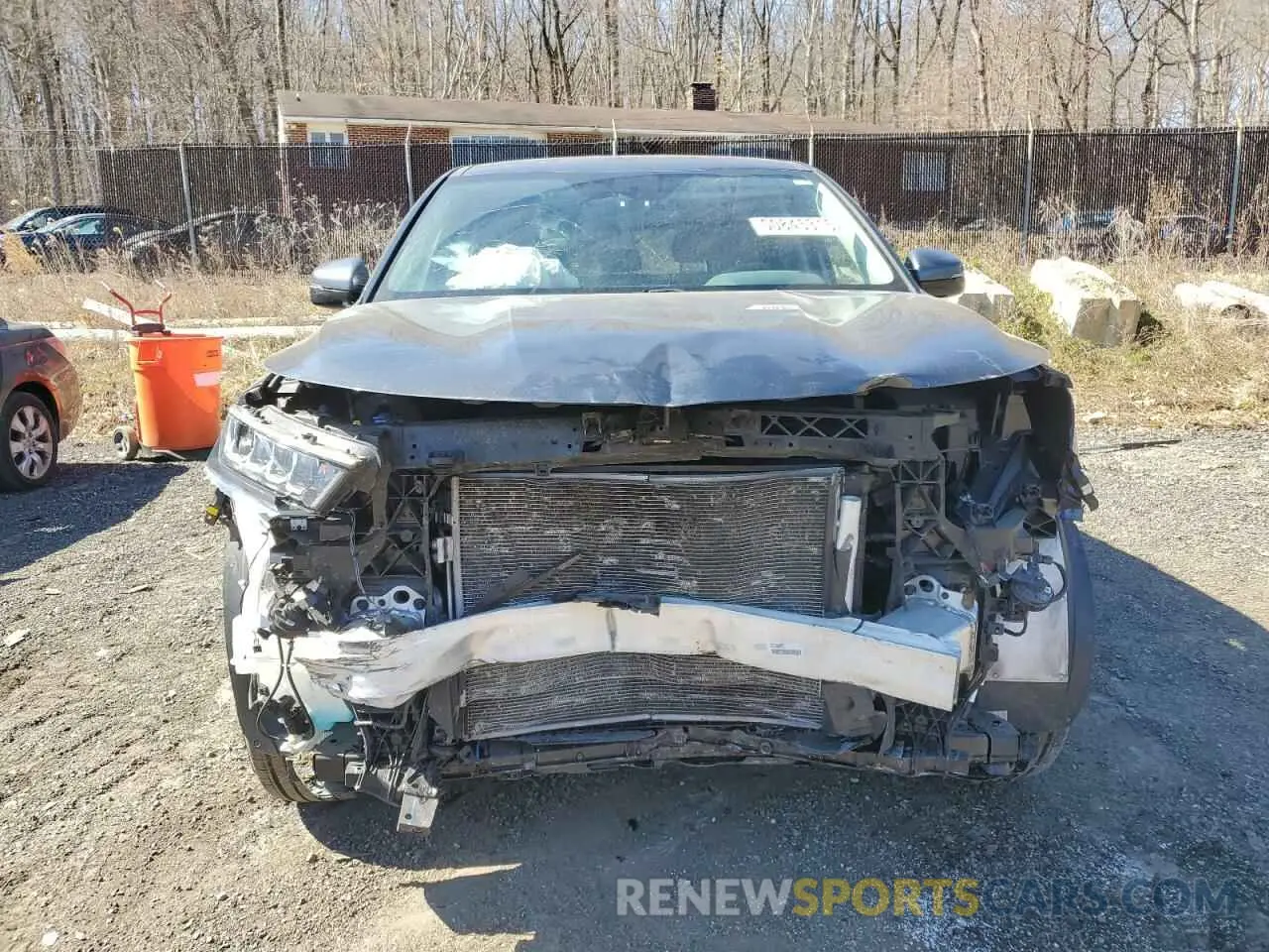 5 Photograph of a damaged car 5XYRGDLC3NG116813 KIA SORENTO 2022