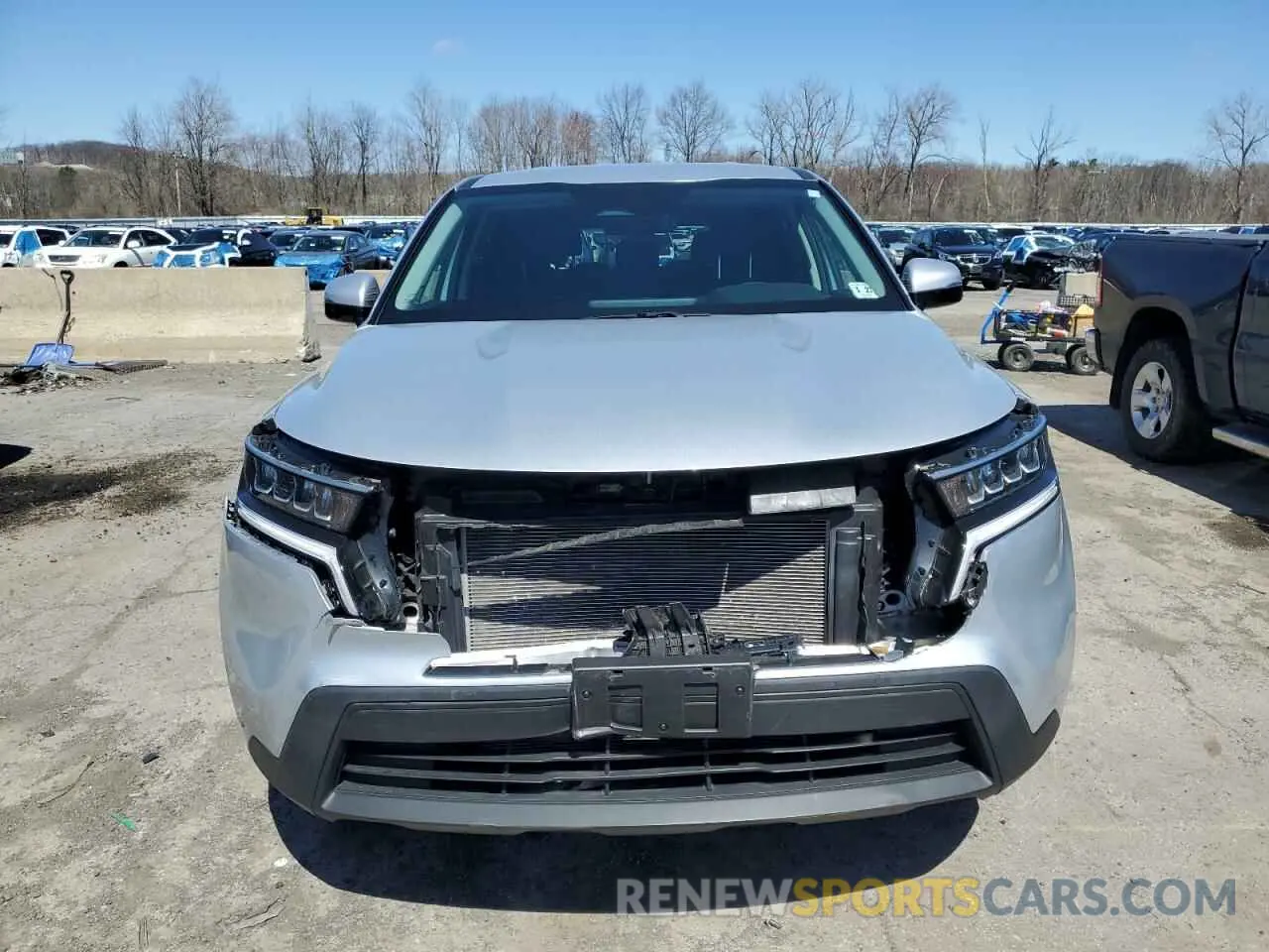5 Photograph of a damaged car 5XYRGDLC4NG091517 KIA SORENTO 2022