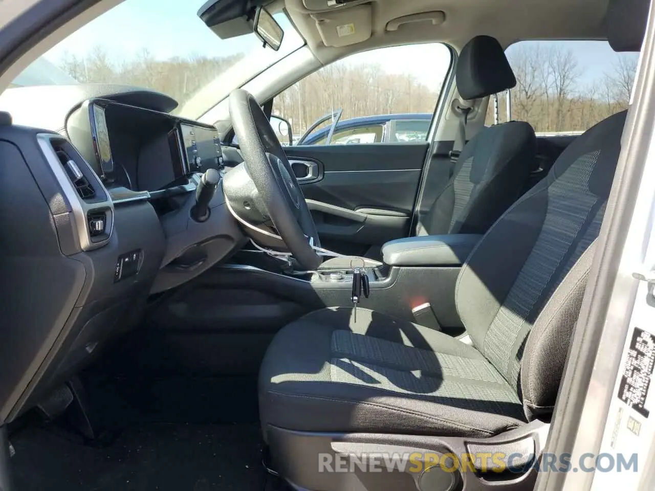 7 Photograph of a damaged car 5XYRGDLC4NG091517 KIA SORENTO 2022
