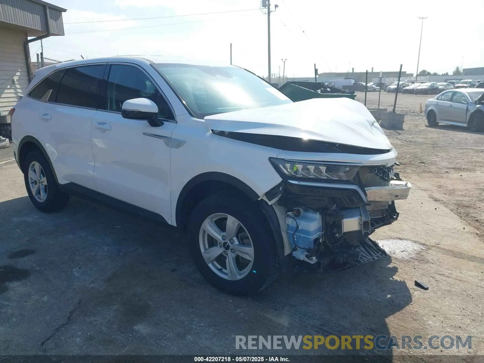 1 Photograph of a damaged car 5XYRGDLC5NG103948 KIA SORENTO 2022