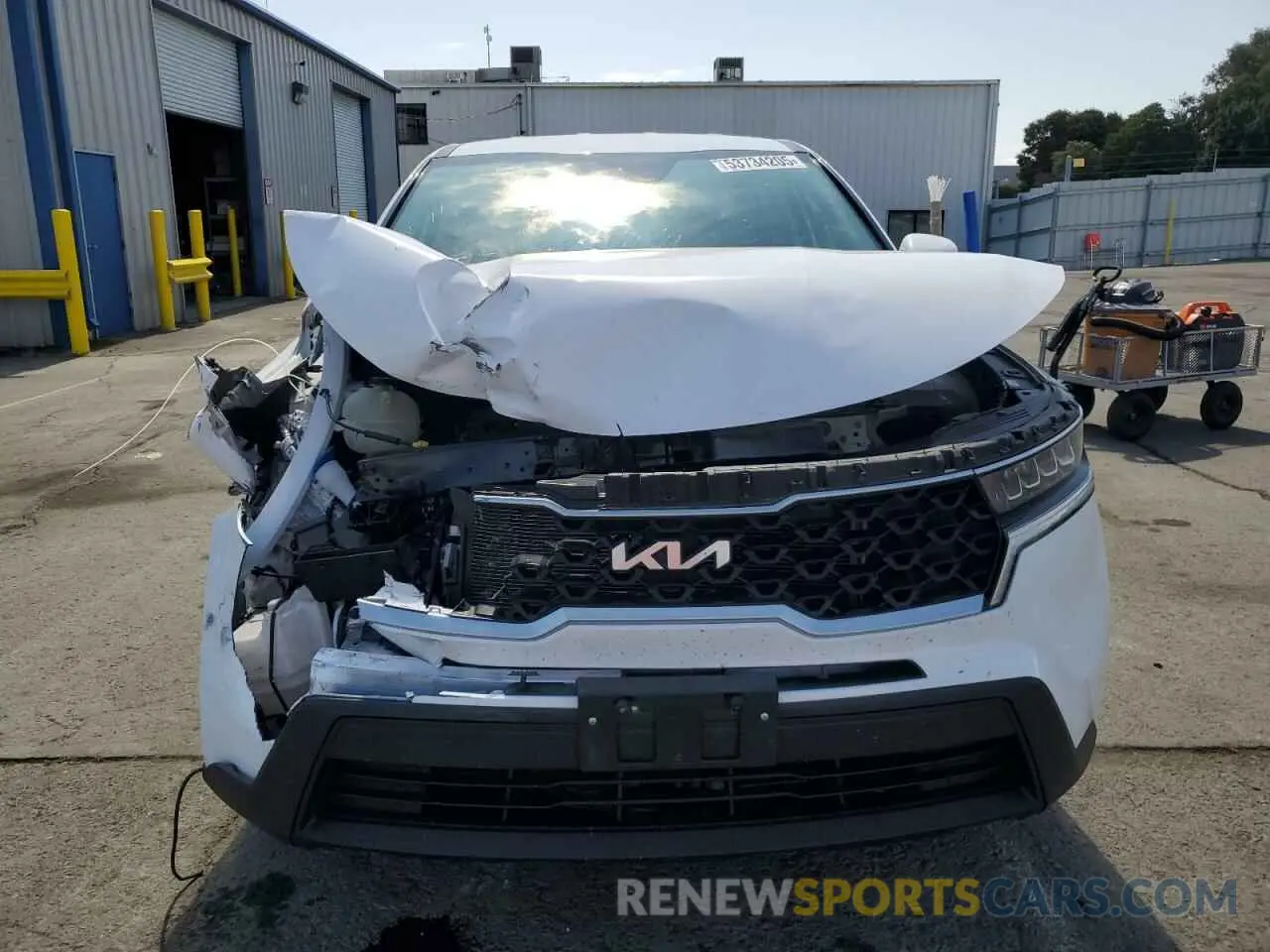 5 Photograph of a damaged car 5XYRGDLC8NG074980 KIA SORENTO 2022