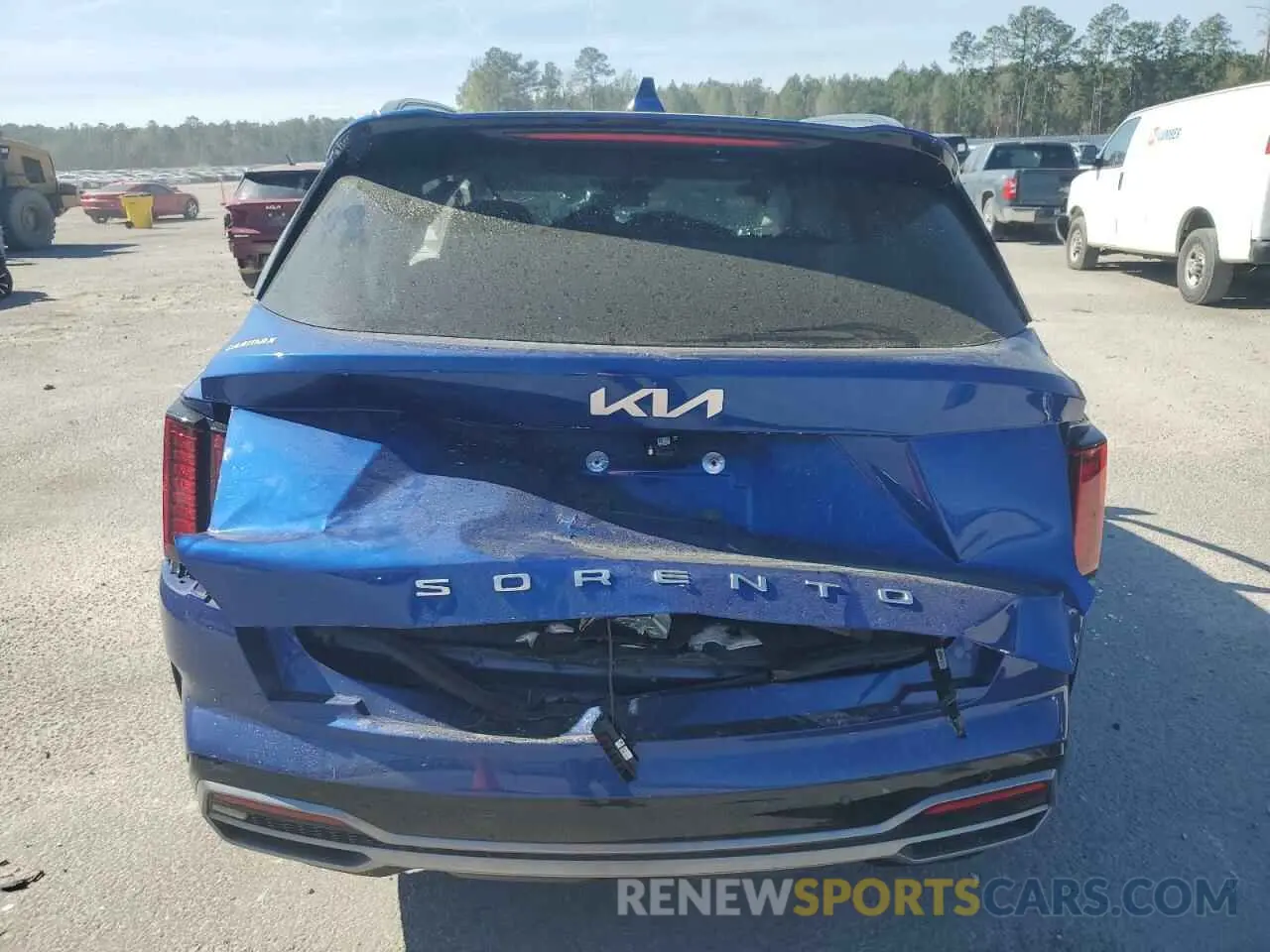 6 Photograph of a damaged car 5XYRH4LF1NG098898 KIA SORENTO 2022