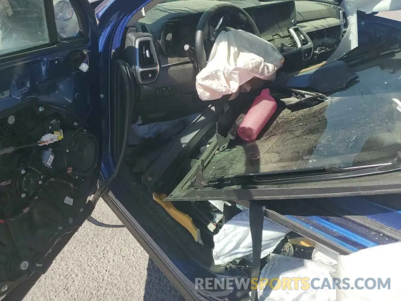 8 Photograph of a damaged car 5XYRH4LF1NG098898 KIA SORENTO 2022
