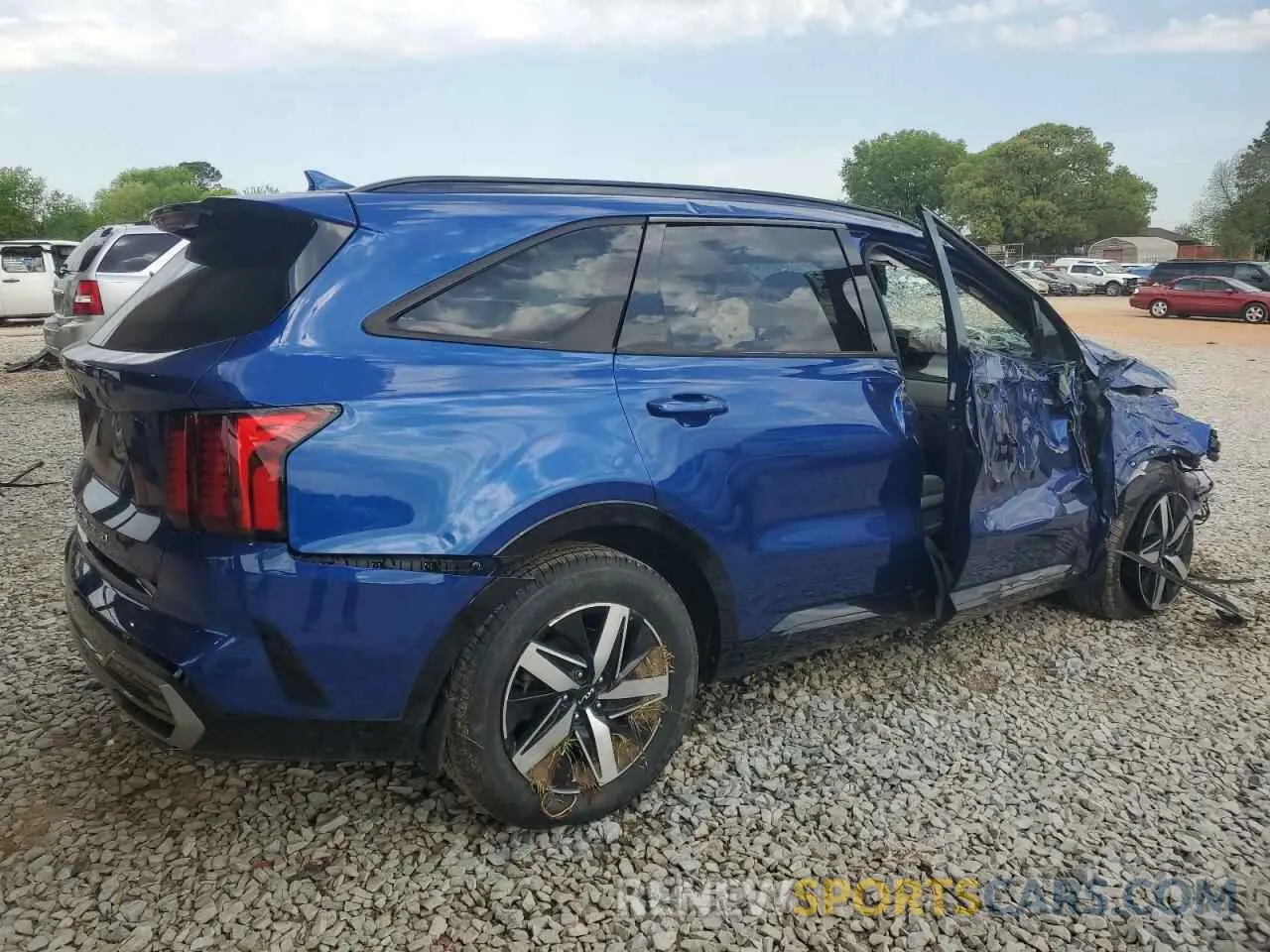 3 Photograph of a damaged car 5XYRH4LF2NG139474 KIA SORENTO 2022