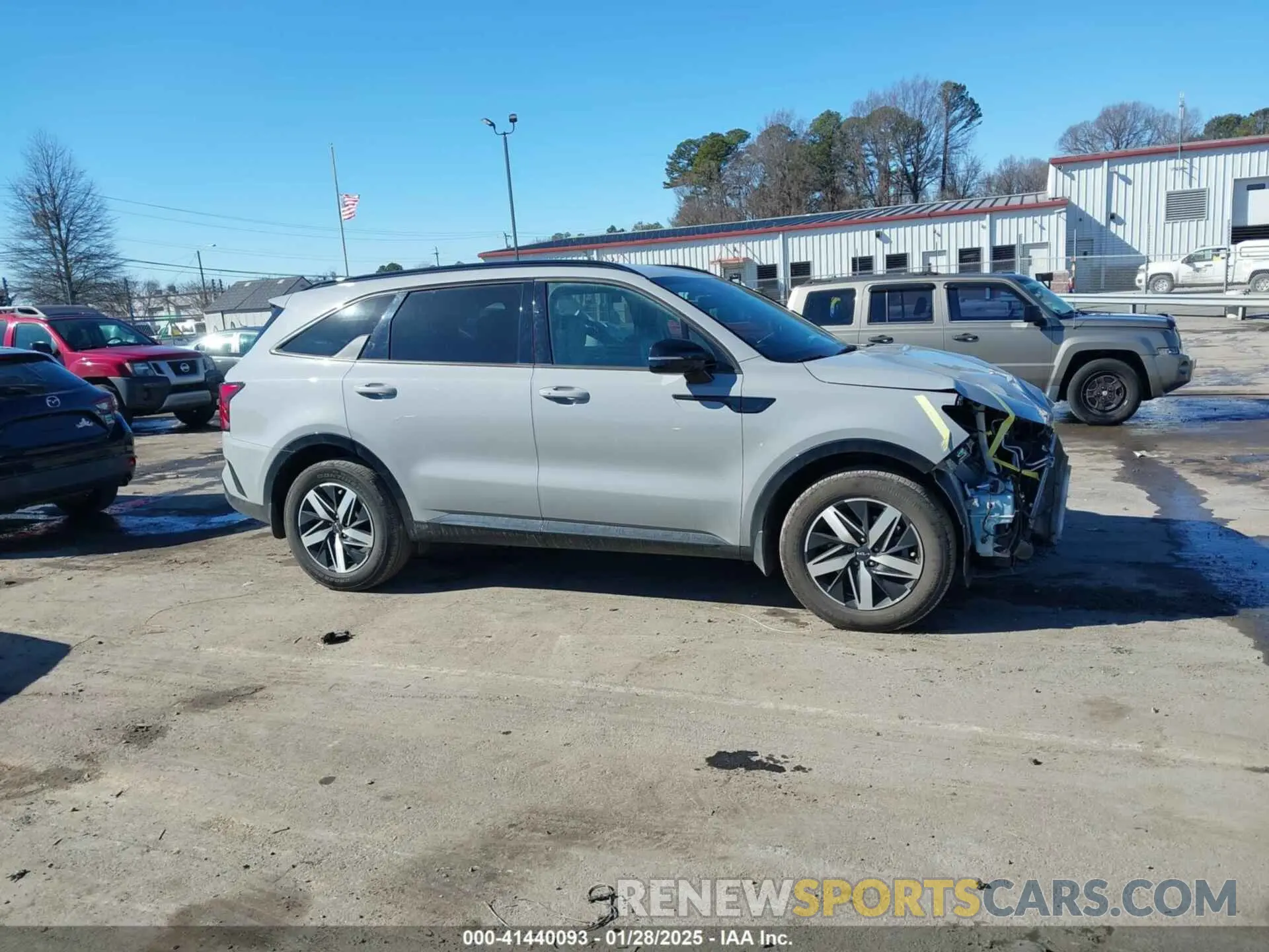 14 Photograph of a damaged car 5XYRH4LF4NG125091 KIA SORENTO 2022