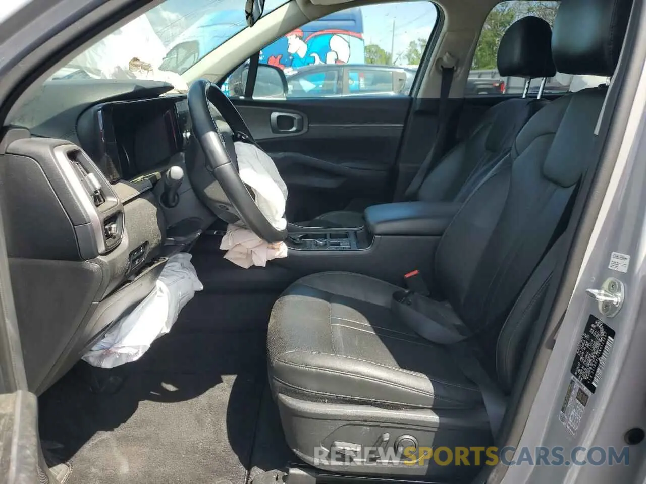 7 Photograph of a damaged car 5XYRH4LF8NG123537 KIA SORENTO 2022