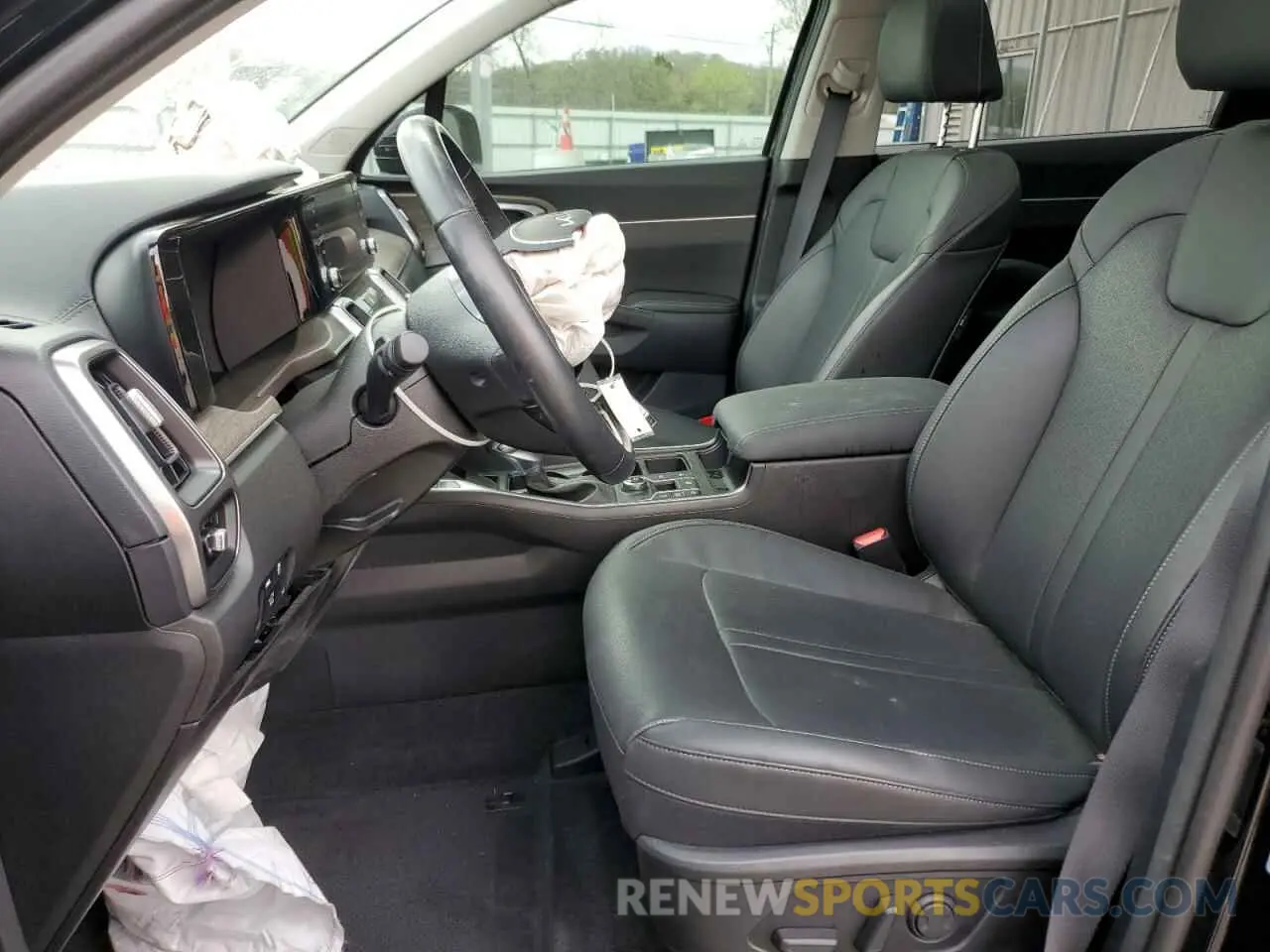 7 Photograph of a damaged car 5XYRH4LF8NG156957 KIA SORENTO 2022