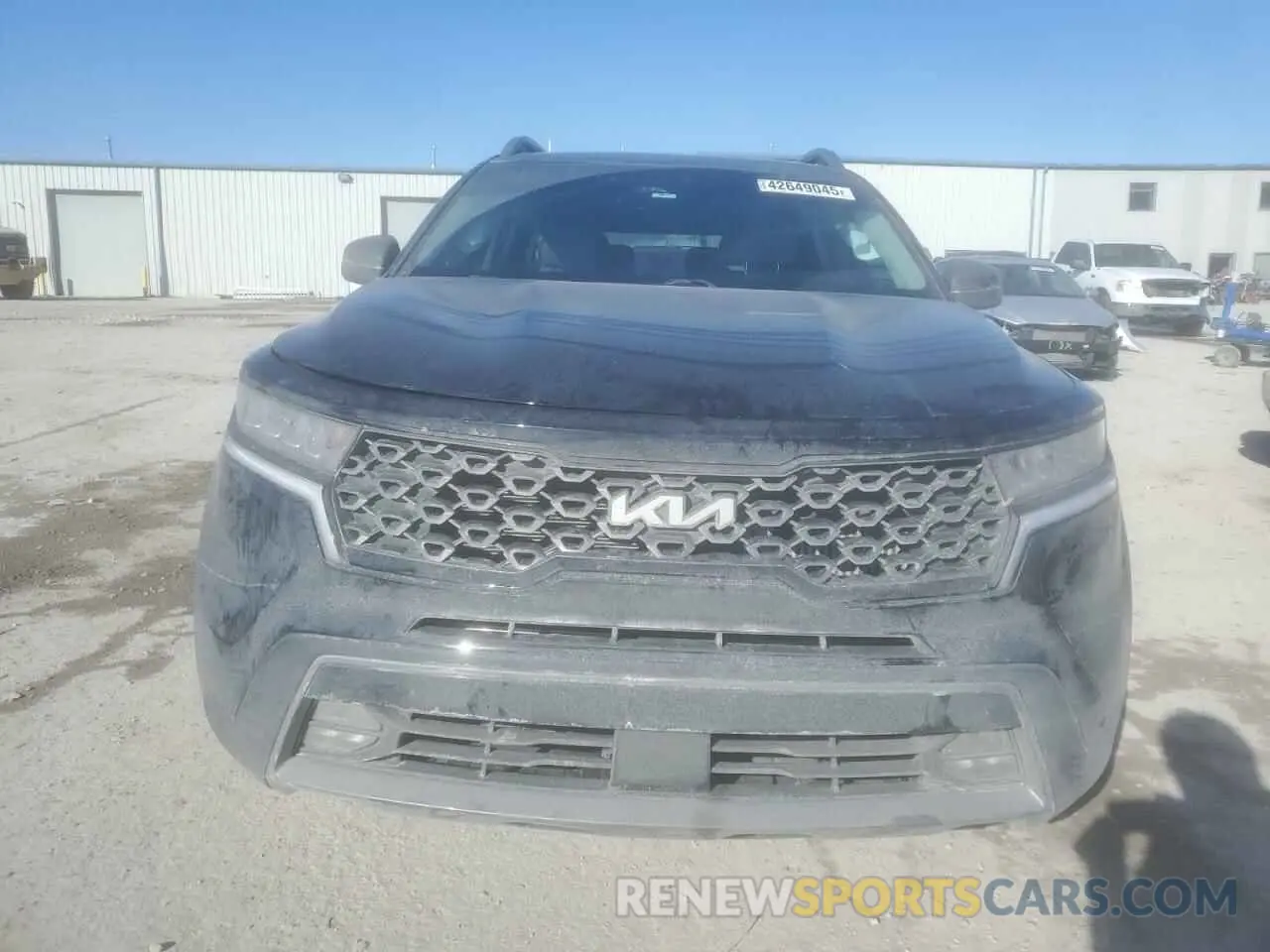 5 Photograph of a damaged car 5XYRHDLF3NG133764 KIA SORENTO 2022