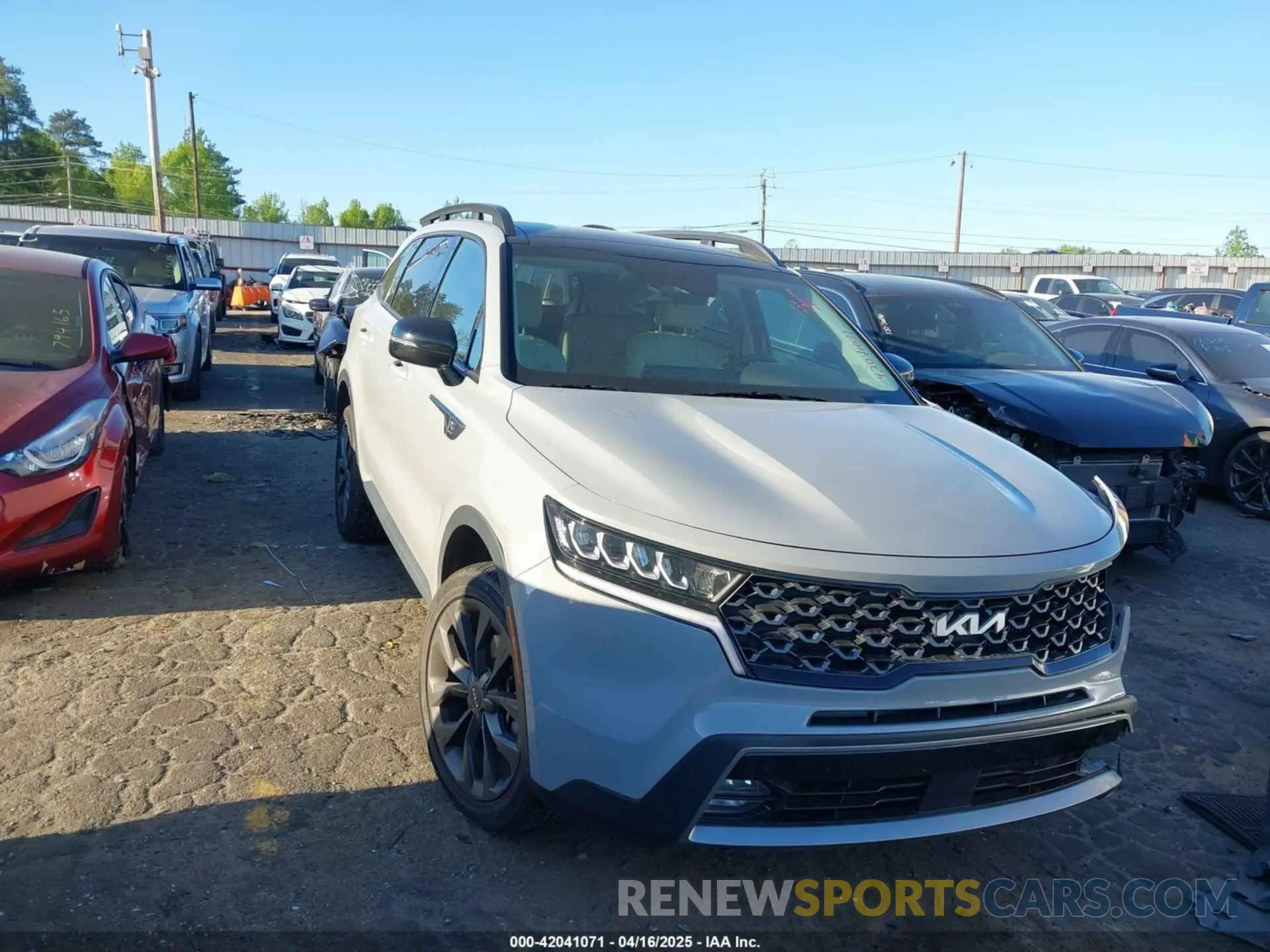 1 Photograph of a damaged car 5XYRHDLF7NG070362 KIA SORENTO 2022