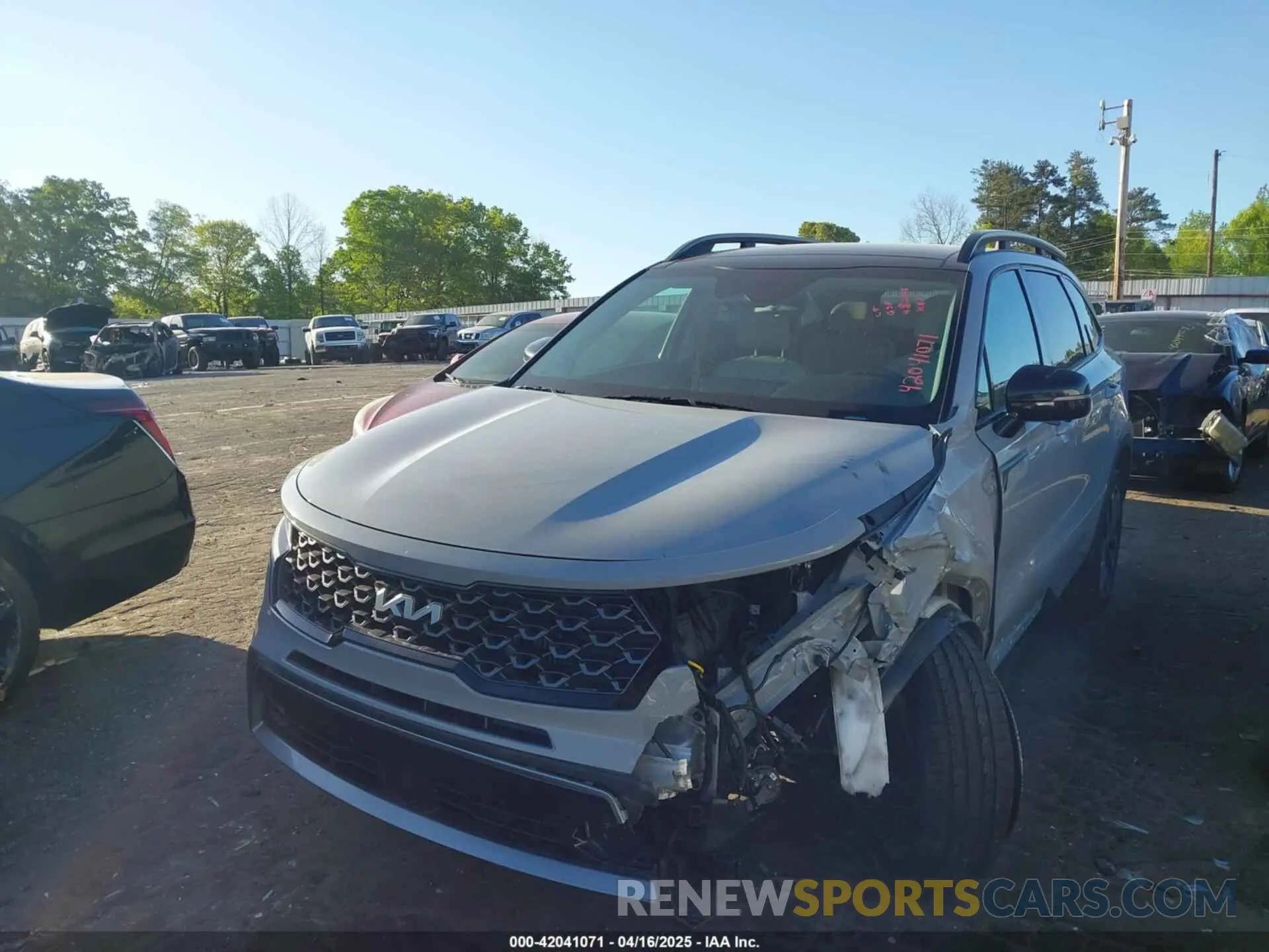 2 Photograph of a damaged car 5XYRHDLF7NG070362 KIA SORENTO 2022