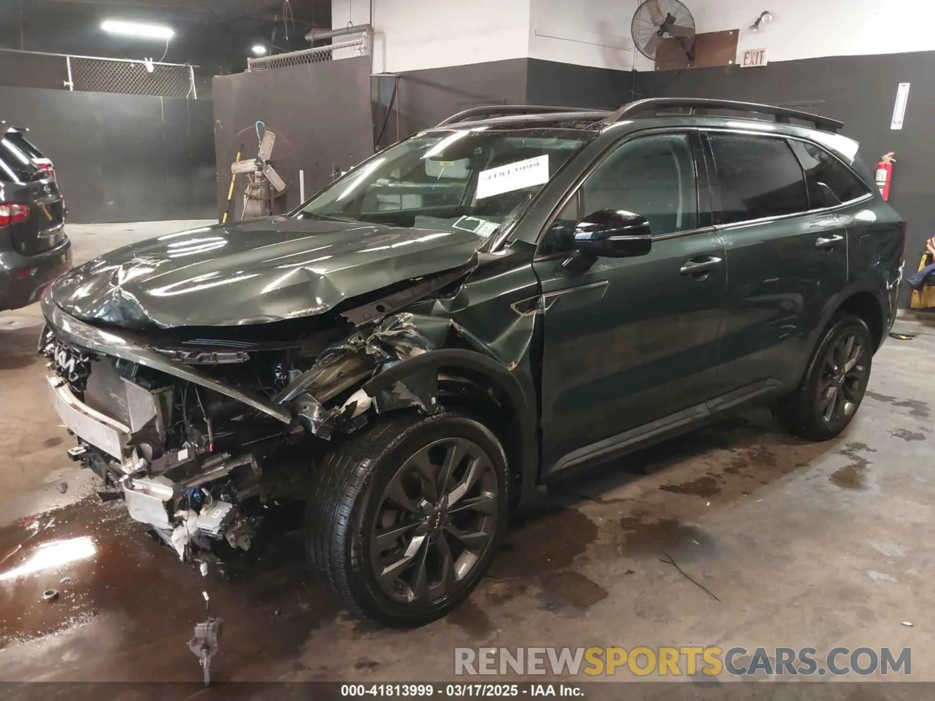 2 Photograph of a damaged car 5XYRHDLFXNG078956 KIA SORENTO 2022