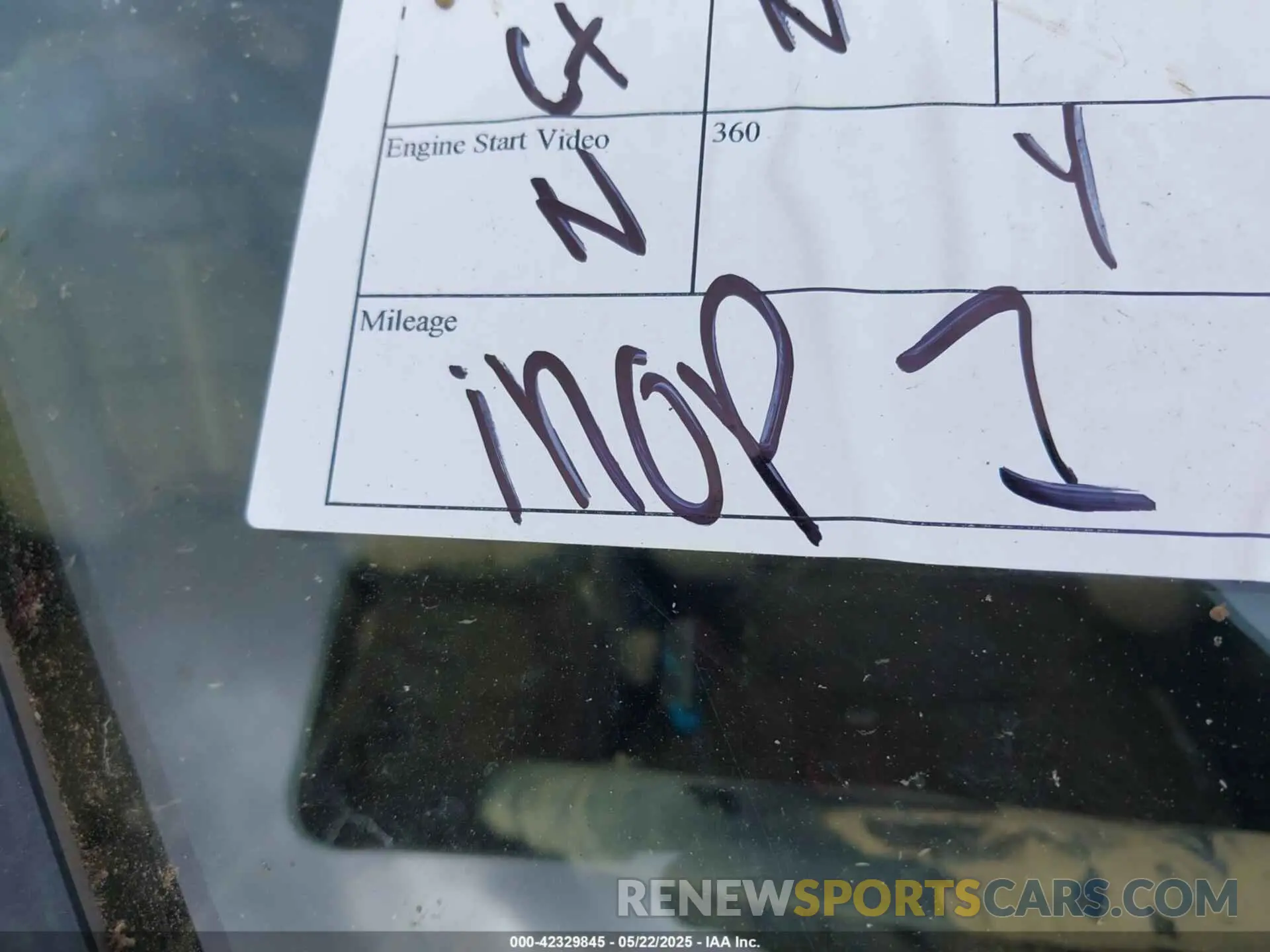 14 Photograph of a damaged car 5XYRHDLFXNG108778 KIA SORENTO 2022