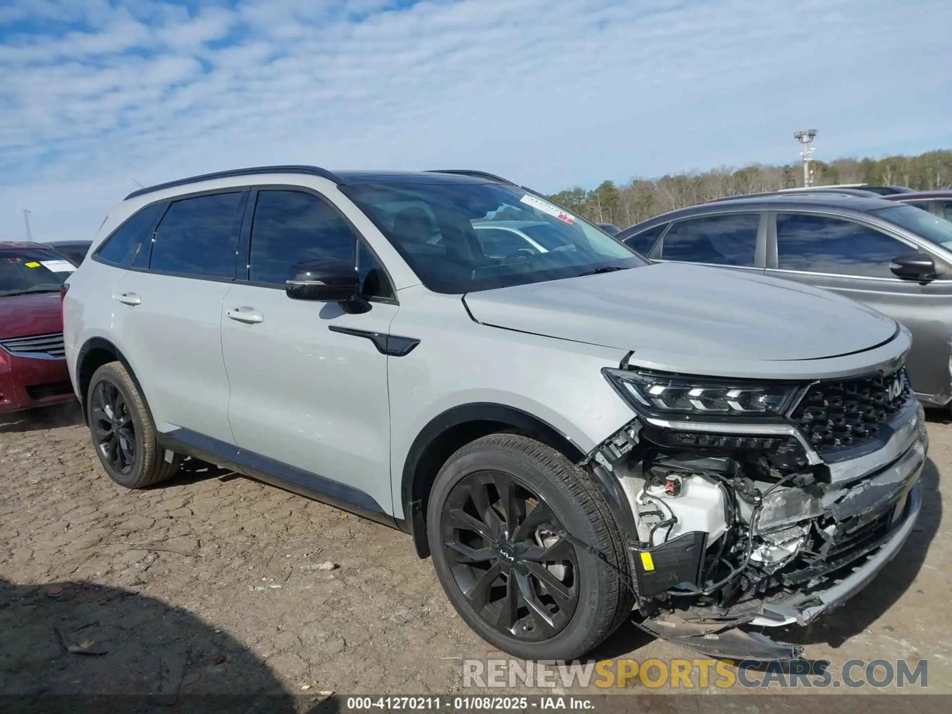13 Photograph of a damaged car 5XYRK4LF1NG161371 KIA SORENTO 2022
