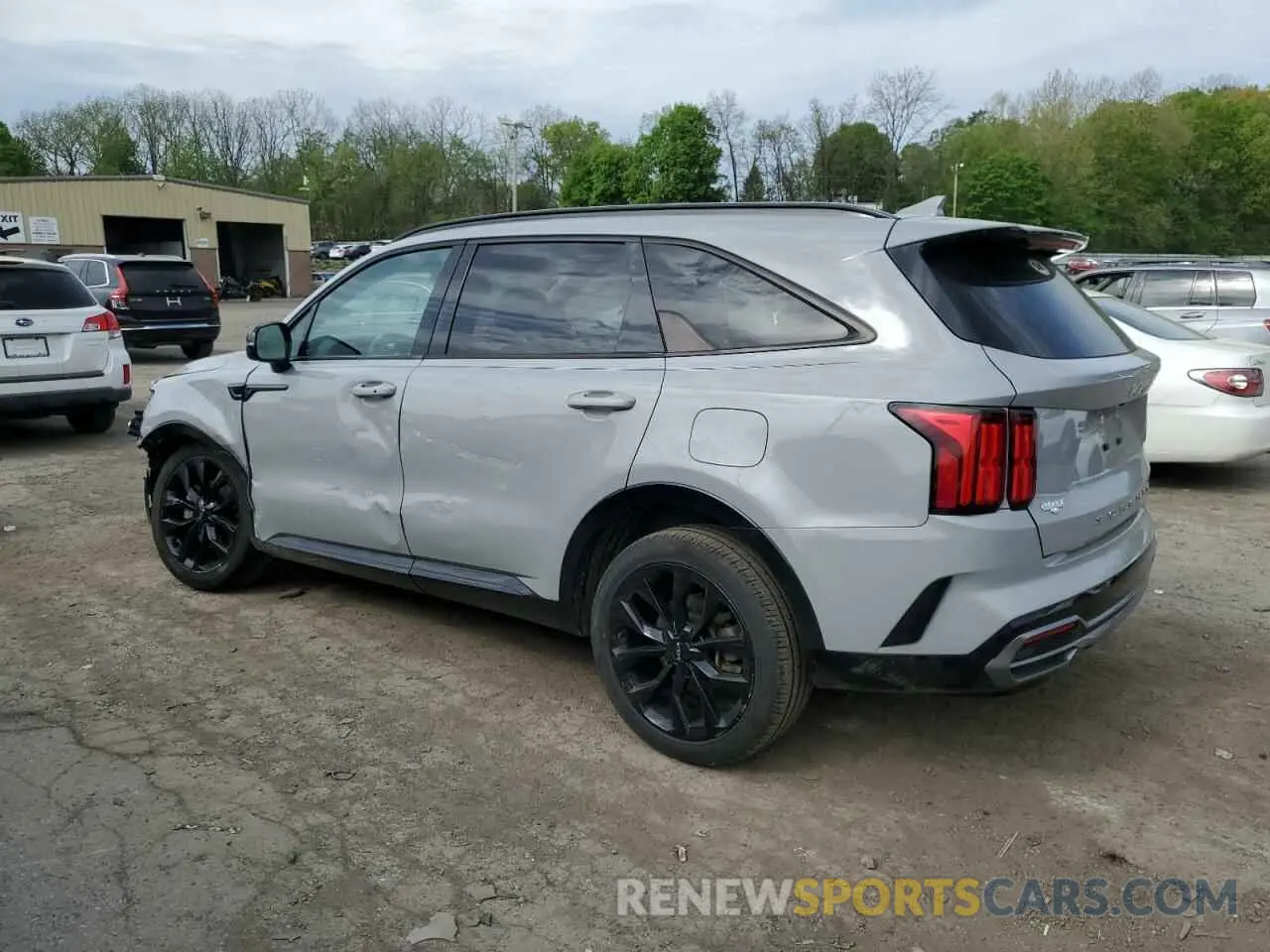 2 Photograph of a damaged car 5XYRK4LF6NG108049 KIA SORENTO 2022