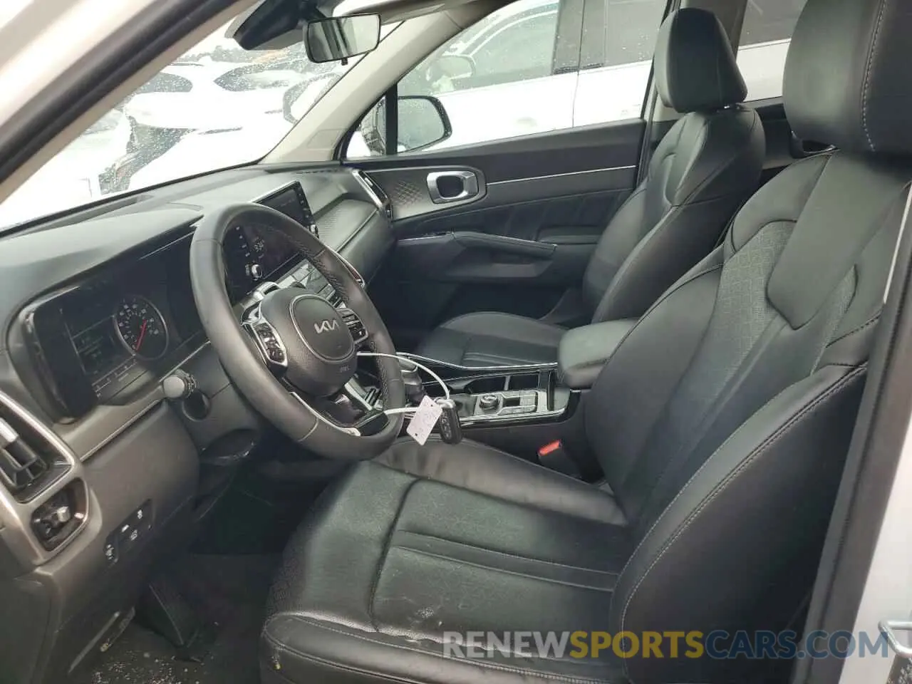 7 Photograph of a damaged car 5XYRK4LF6NG151483 KIA SORENTO 2022