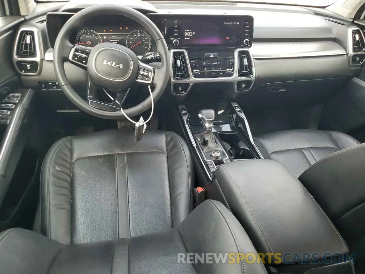 8 Photograph of a damaged car 5XYRK4LF6NG151483 KIA SORENTO 2022