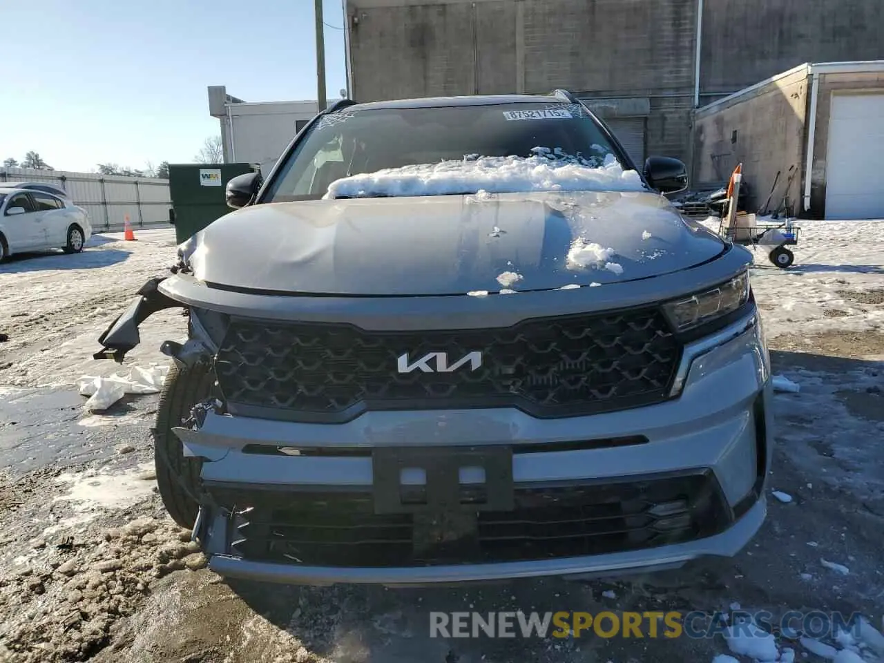 5 Photograph of a damaged car 5XYRK4LF6NG152374 KIA SORENTO 2022