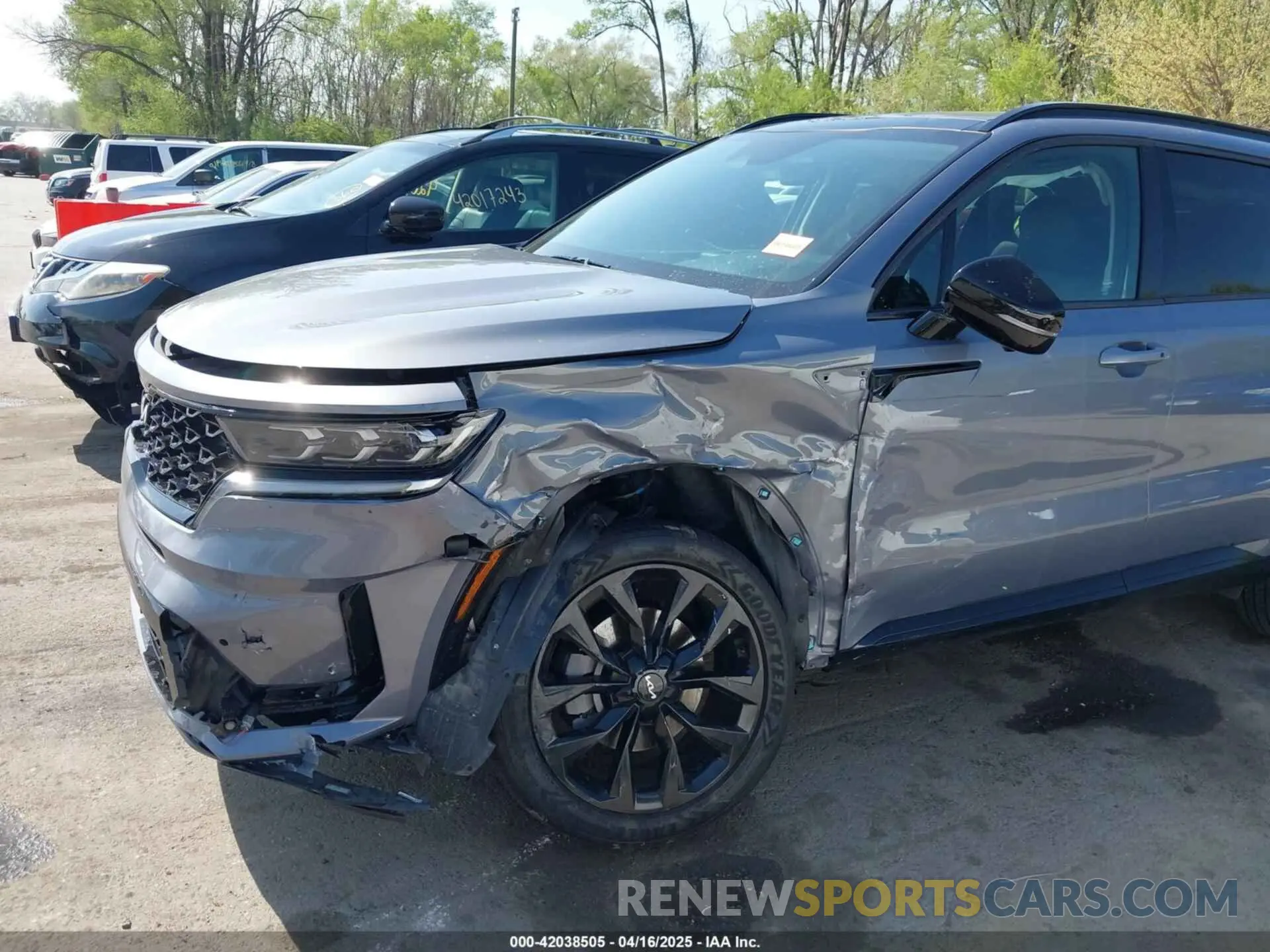 6 Photograph of a damaged car 5XYRK4LF8NG087513 KIA SORENTO 2022