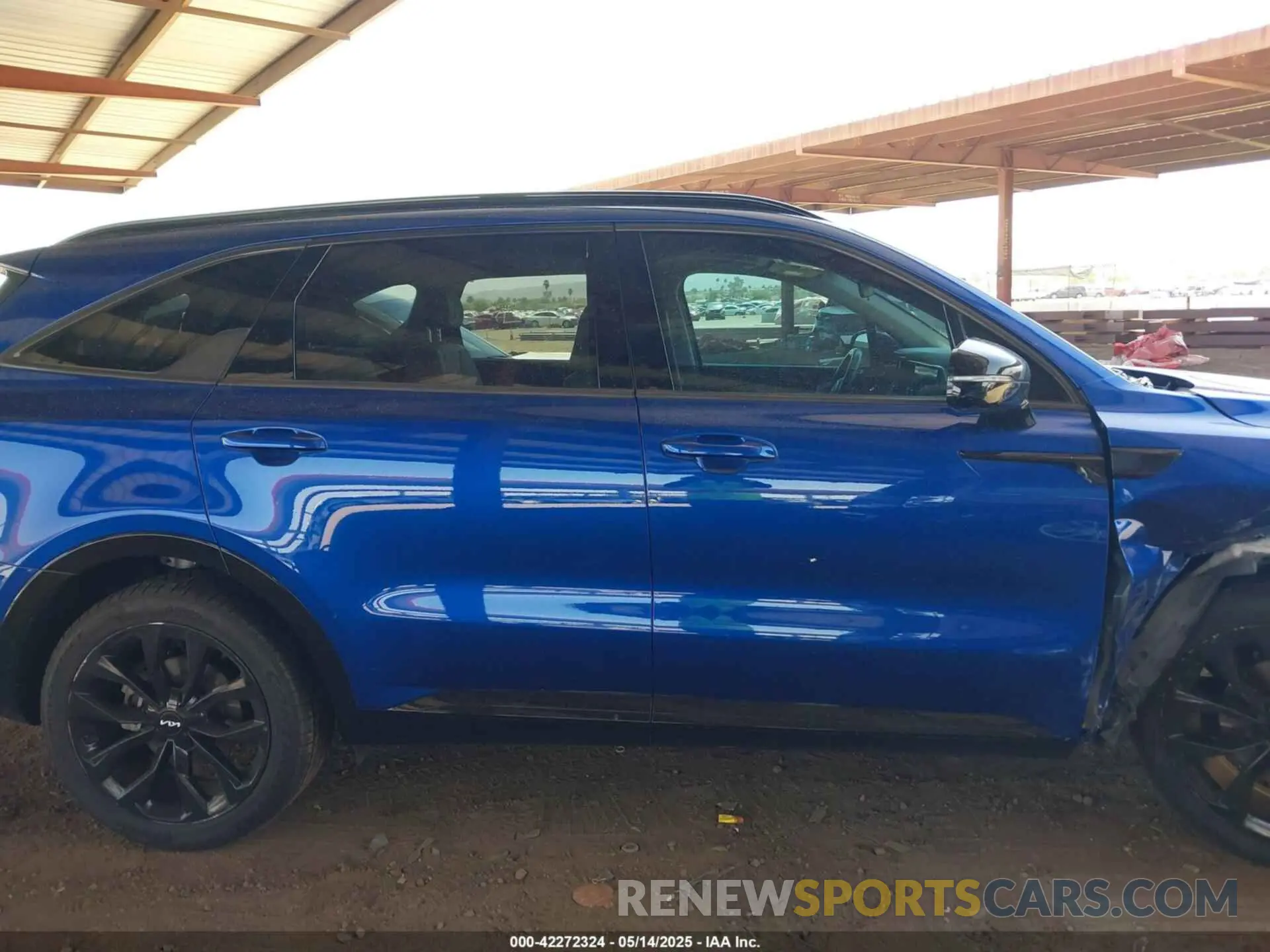 13 Photograph of a damaged car 5XYRK4LFXNG127624 KIA SORENTO 2022
