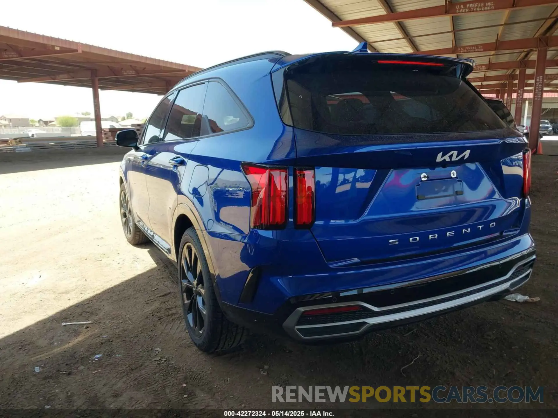 3 Photograph of a damaged car 5XYRK4LFXNG127624 KIA SORENTO 2022