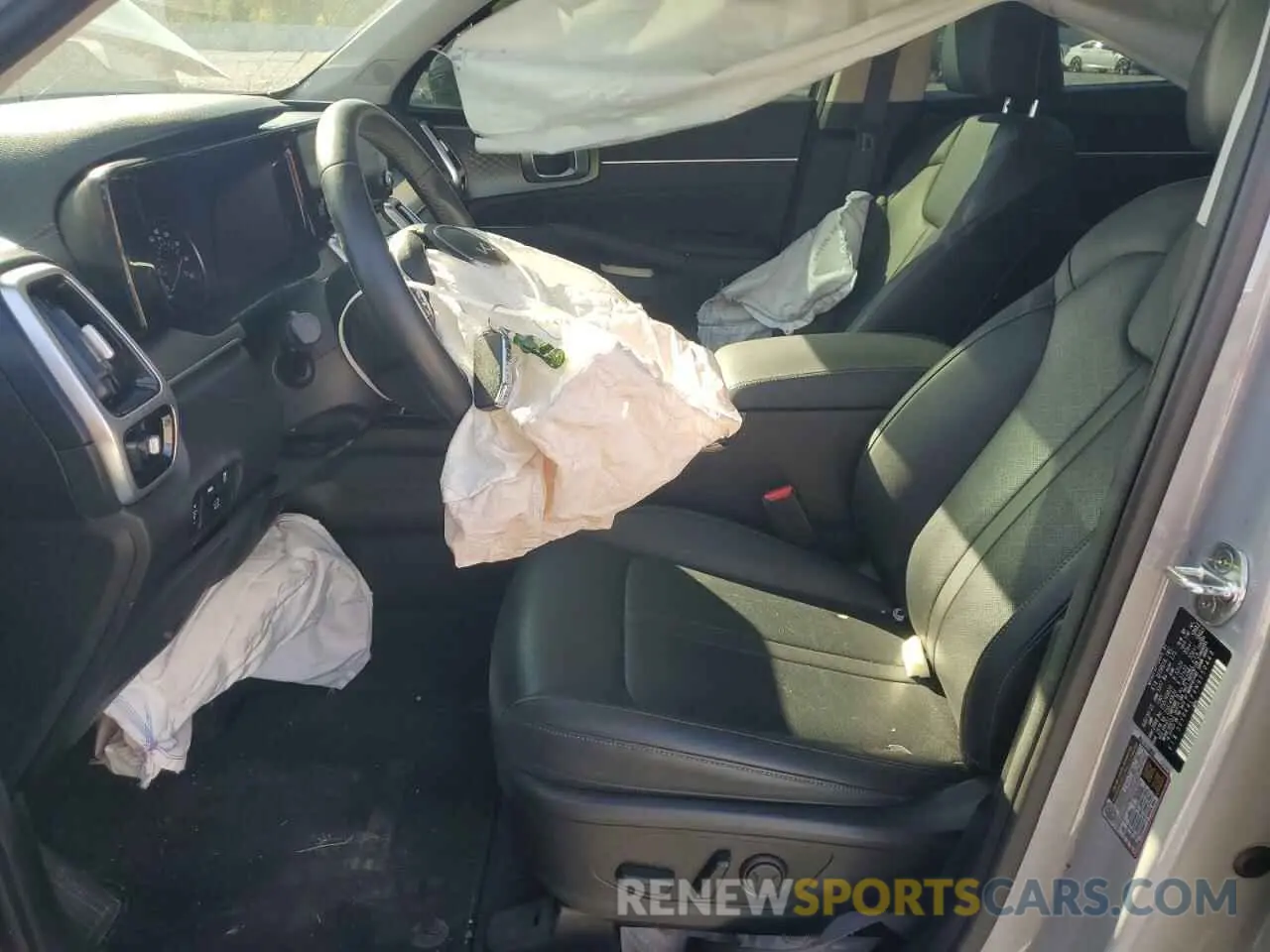 7 Photograph of a damaged car 5XYRK4LFXNG150448 KIA SORENTO 2022