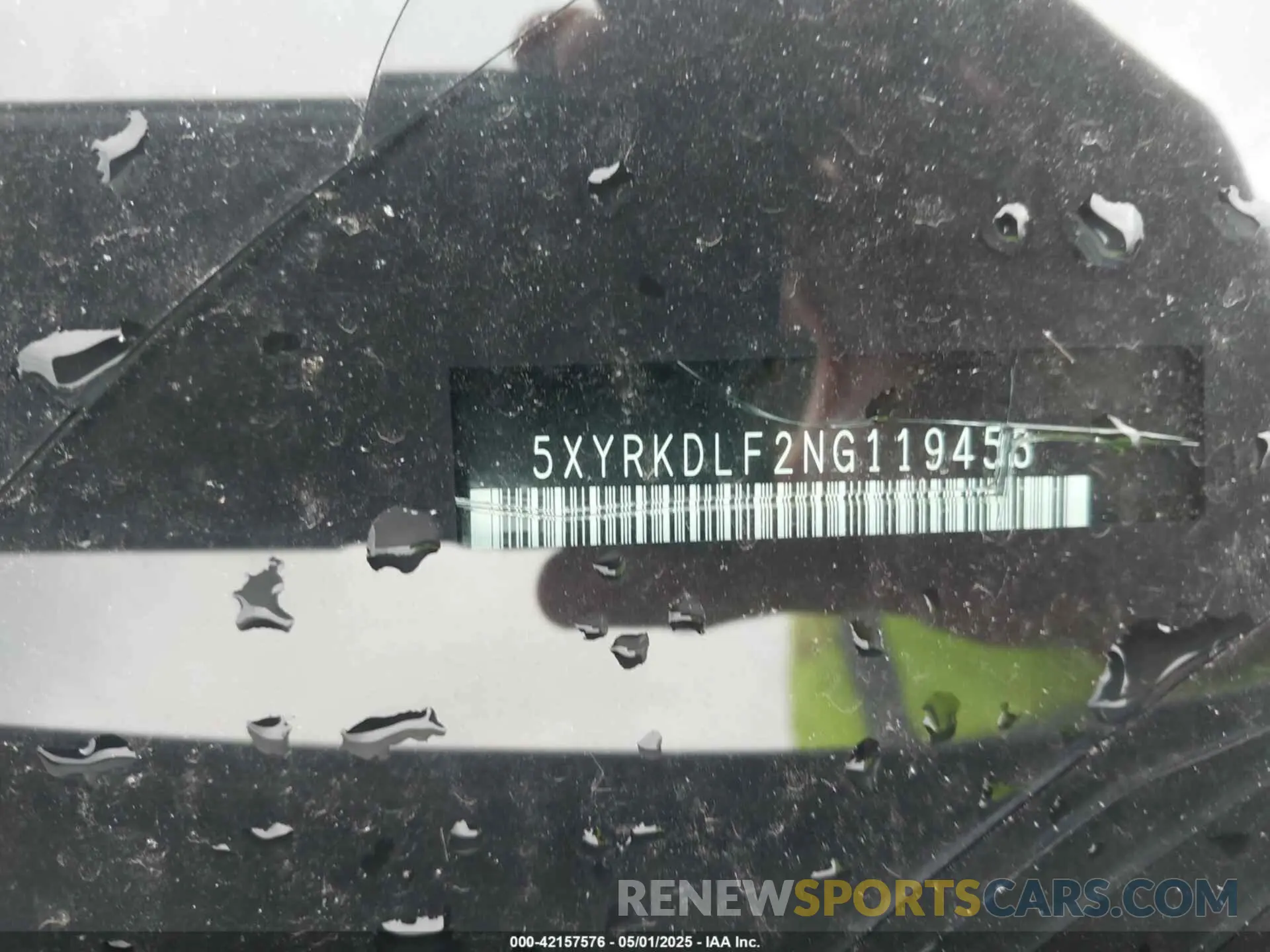 9 Photograph of a damaged car 5XYRKDLF2NG119453 KIA SORENTO 2022