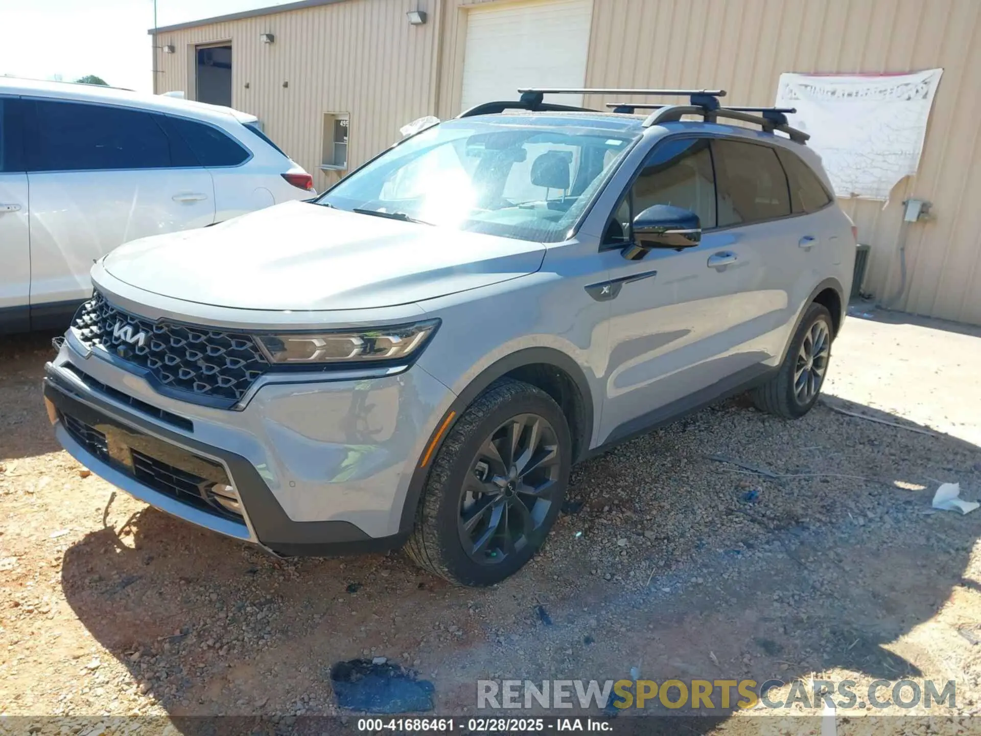 2 Photograph of a damaged car 5XYRKDLF3NG113886 KIA SORENTO 2022