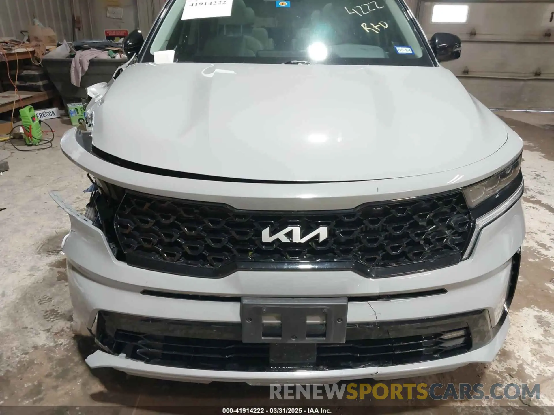 12 Photograph of a damaged car 5XYRKDLF3NG117906 KIA SORENTO 2022