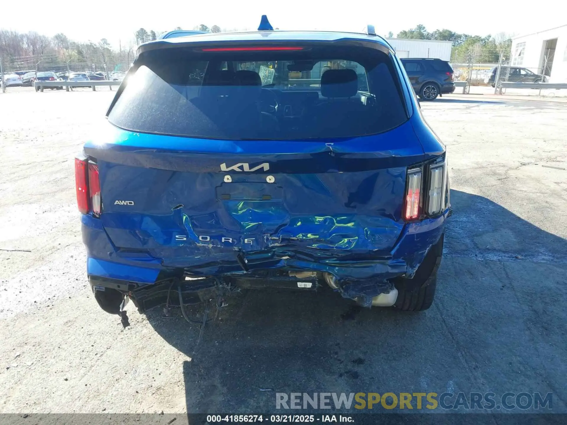 6 Photograph of a damaged car 5XYRKDLF4NG112780 KIA SORENTO 2022