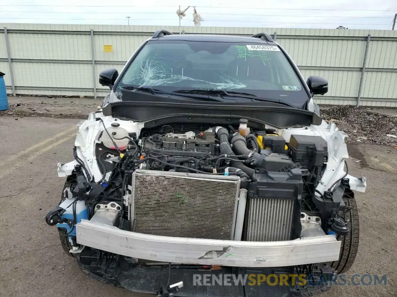 5 Photograph of a damaged car 5XYRKDLF5NG076355 KIA SORENTO 2022