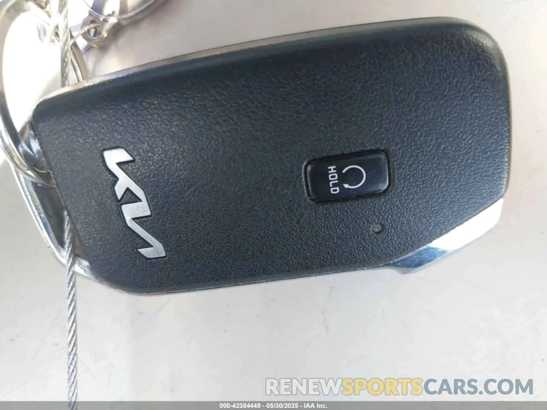 11 Photograph of a damaged car 5XYRKDLF5NG110214 KIA SORENTO 2022