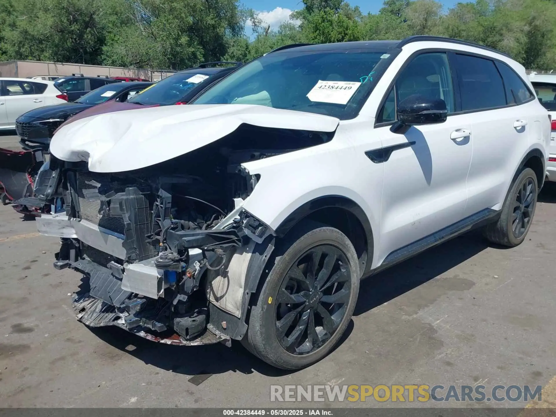 2 Photograph of a damaged car 5XYRKDLF5NG110214 KIA SORENTO 2022