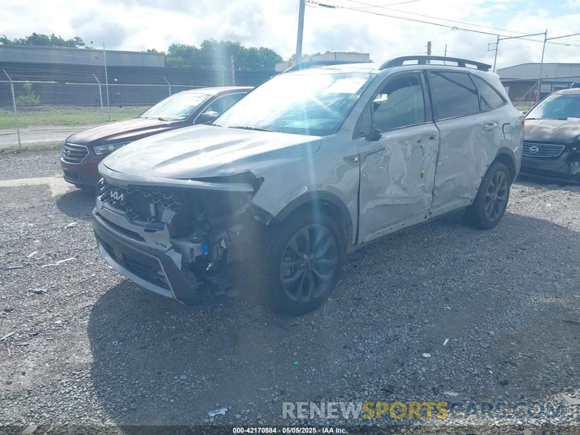 2 Photograph of a damaged car 5XYRKDLF6NG093083 KIA SORENTO 2022