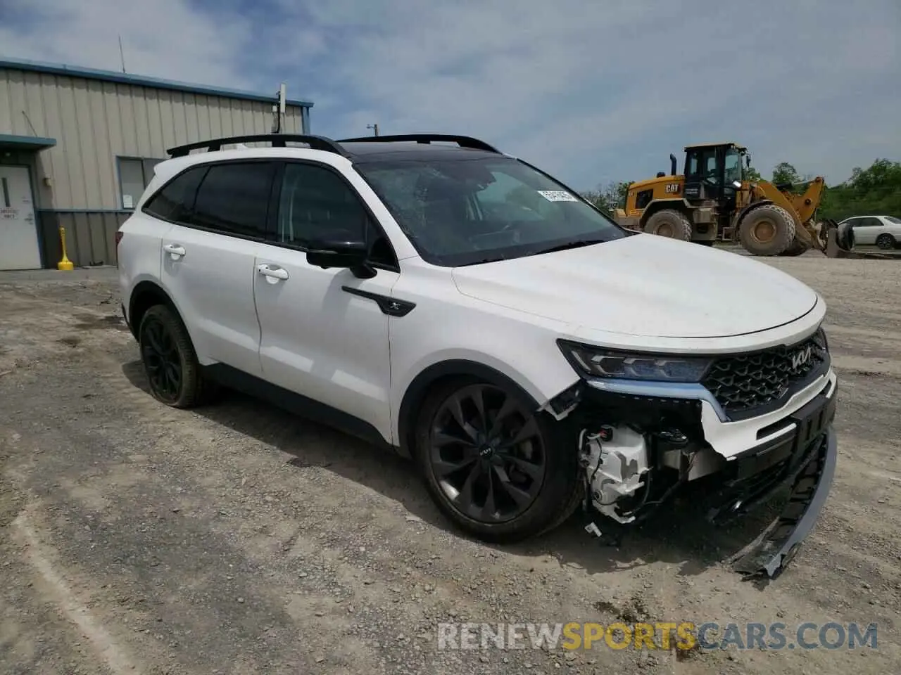 4 Photograph of a damaged car 5XYRKDLFXNG077467 KIA SORENTO 2022