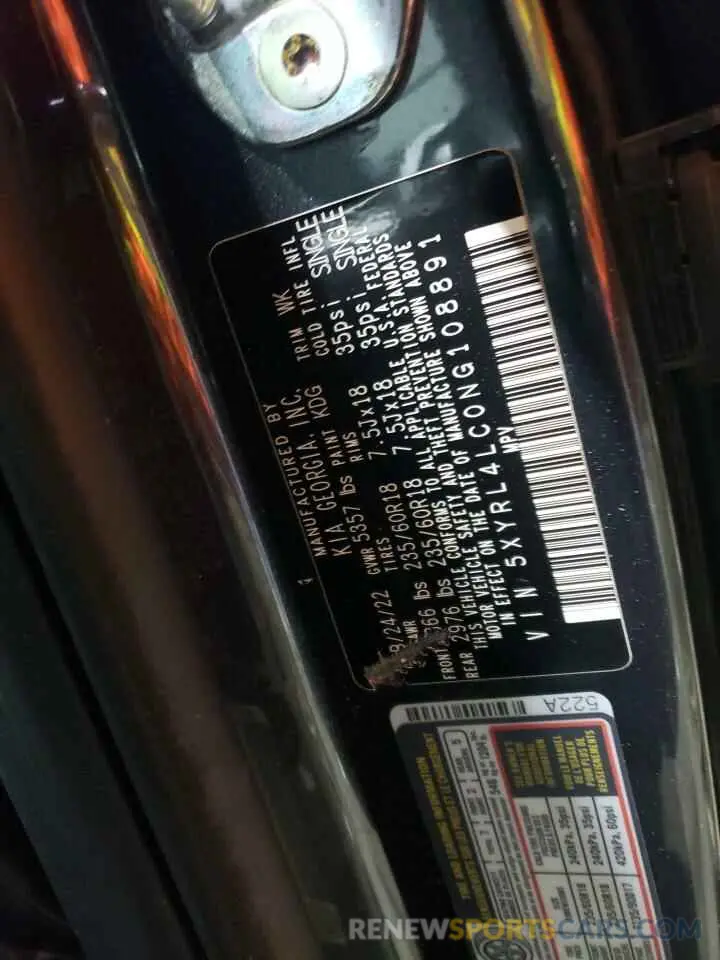 13 Photograph of a damaged car 5XYRL4LC0NG108891 KIA SORENTO 2022