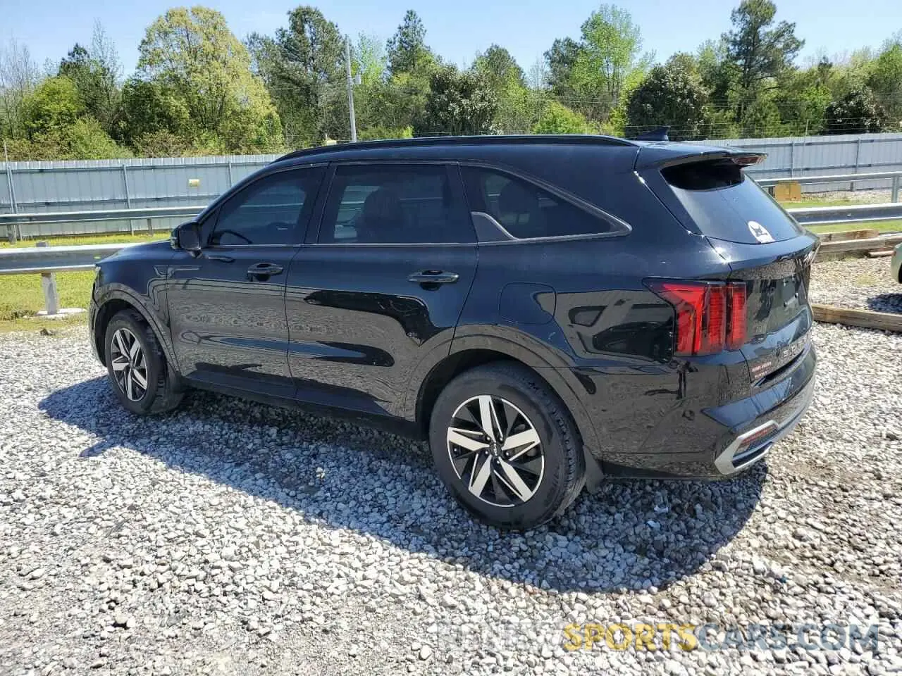 2 Photograph of a damaged car 5XYRL4LC4NG136953 KIA SORENTO 2022