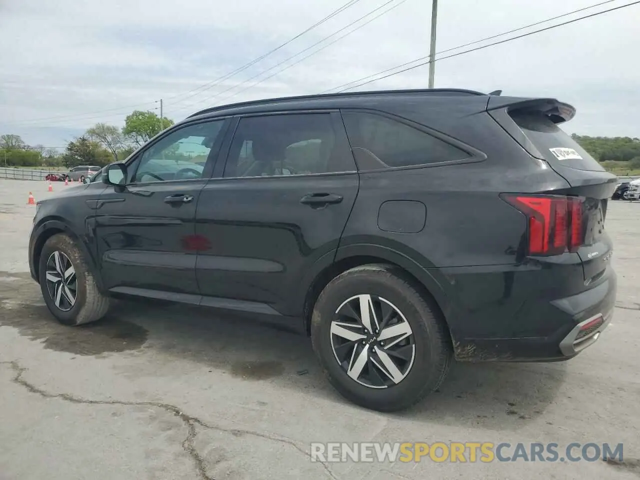 2 Photograph of a damaged car 5XYRL4LC4NG159570 KIA SORENTO 2022